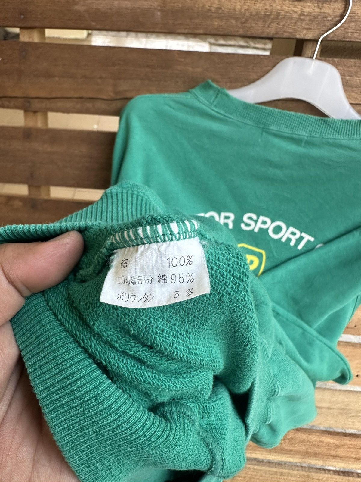 Formula 1 Vintage Distressed British Petroleum BP Sweatshirt Size US L / EU 52-54 / 3 - 10 Thumbnail