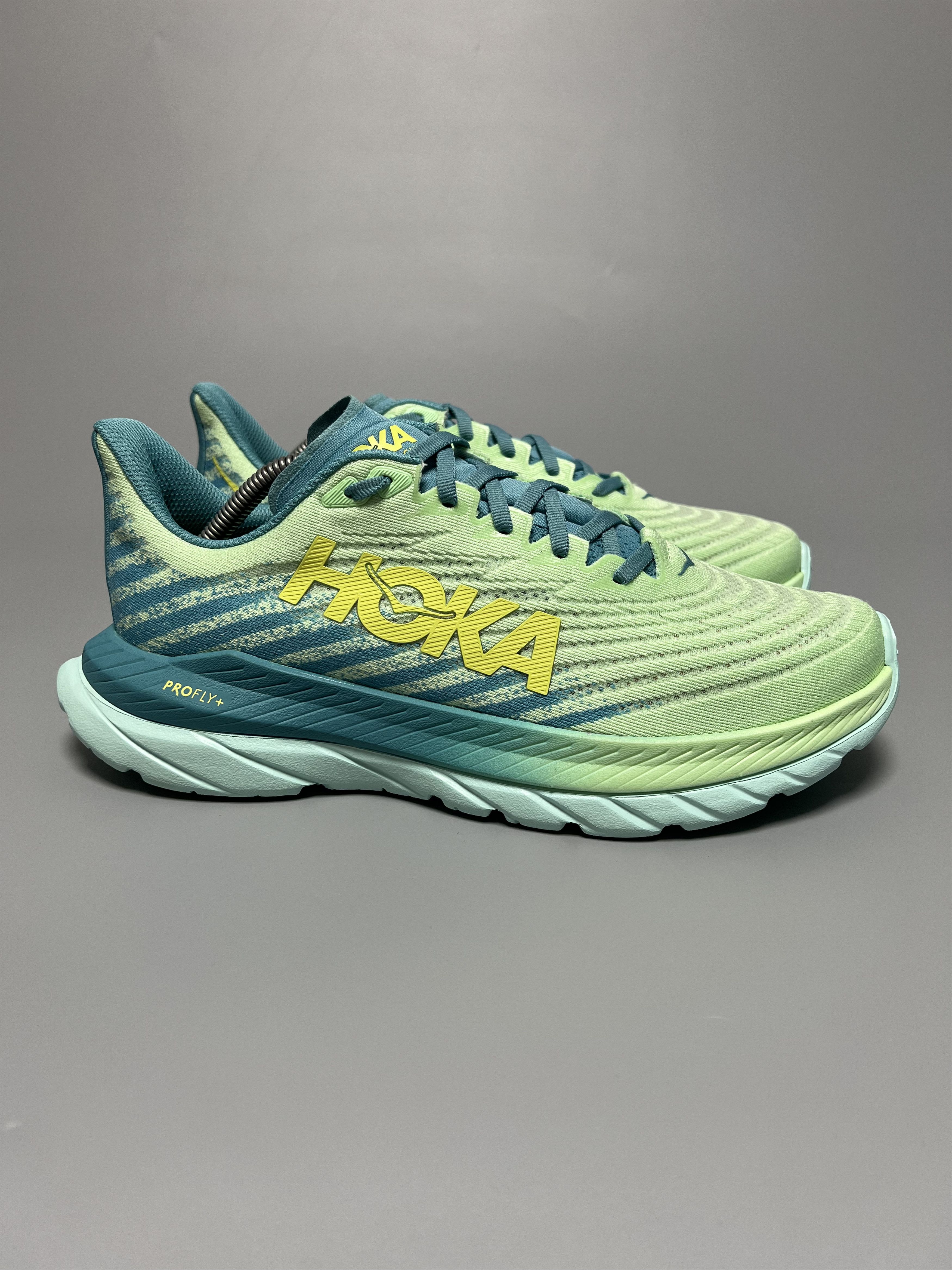 Hoka 9D Hoka One One Mach 5 Running Shoes 1127893-LGOM Size US 9 / EU 42 - 1 Thumbnail