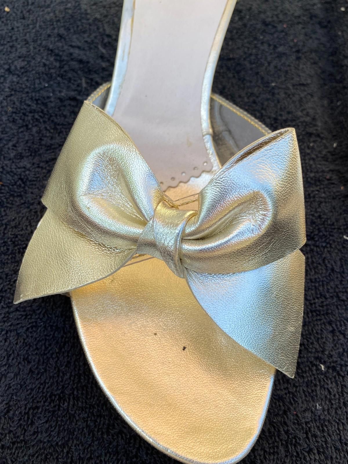 Moschino Moschino Gold Bow Slip-On Sandals Women's Size 38.5/8 (S634) Size US 8 / IT 38 - 5 Thumbnail
