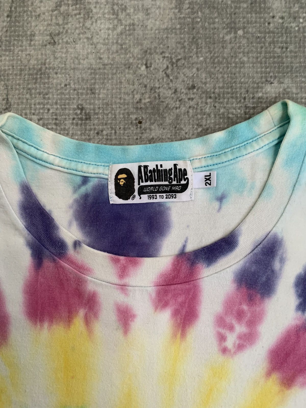 Bape LONGSLEVEE TIE DYE BAPE Size US XXL / EU 58 / 5 - 5 Thumbnail