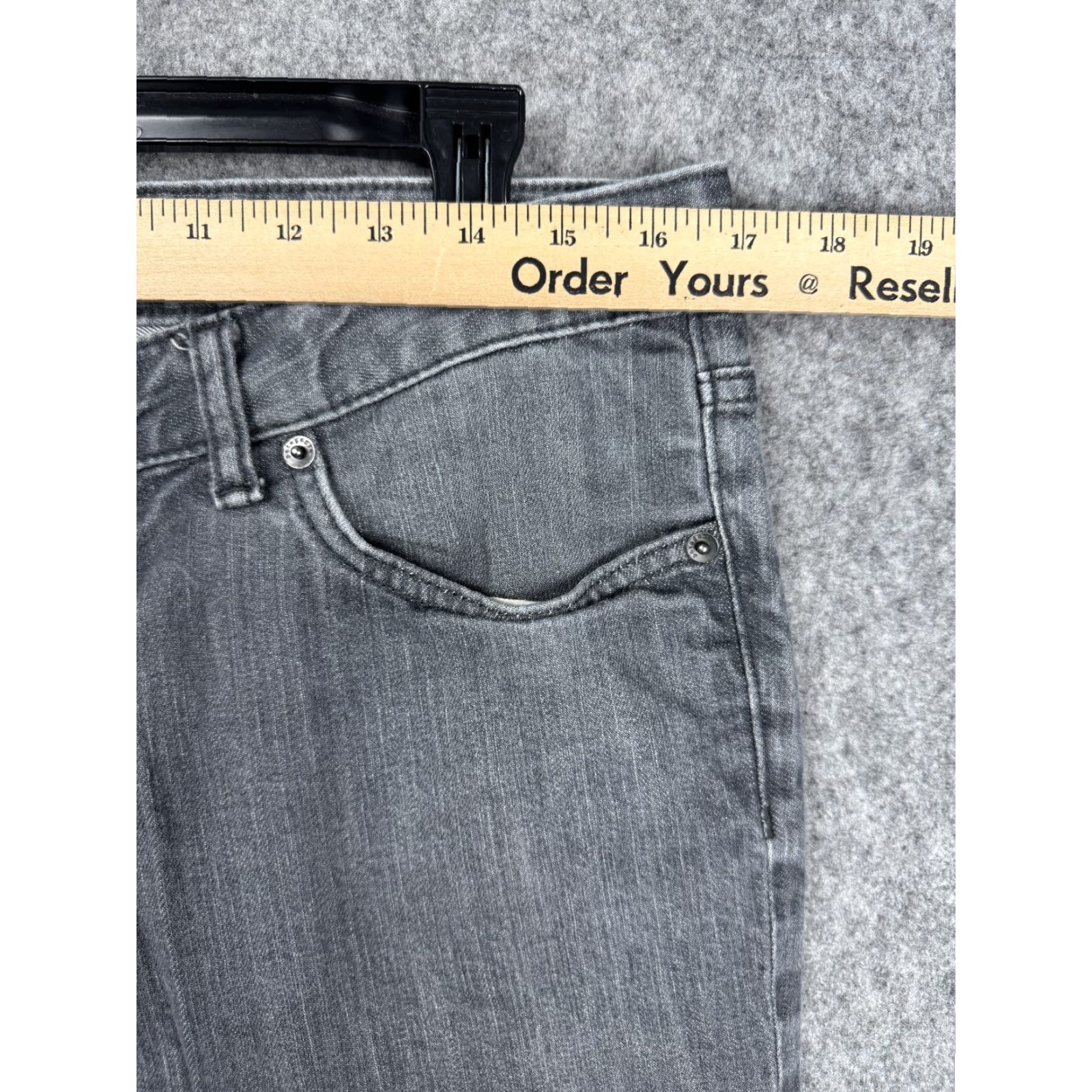 Patagonia Patagonia Jeans Mens 34 Gray Organic Cotton Straight Fit Denim Pants Classic Jeans 34 Mens Gray Organic Cotton Straight Fit Denim Pants Size US 34 / EU 50 - 6 Thumbnail