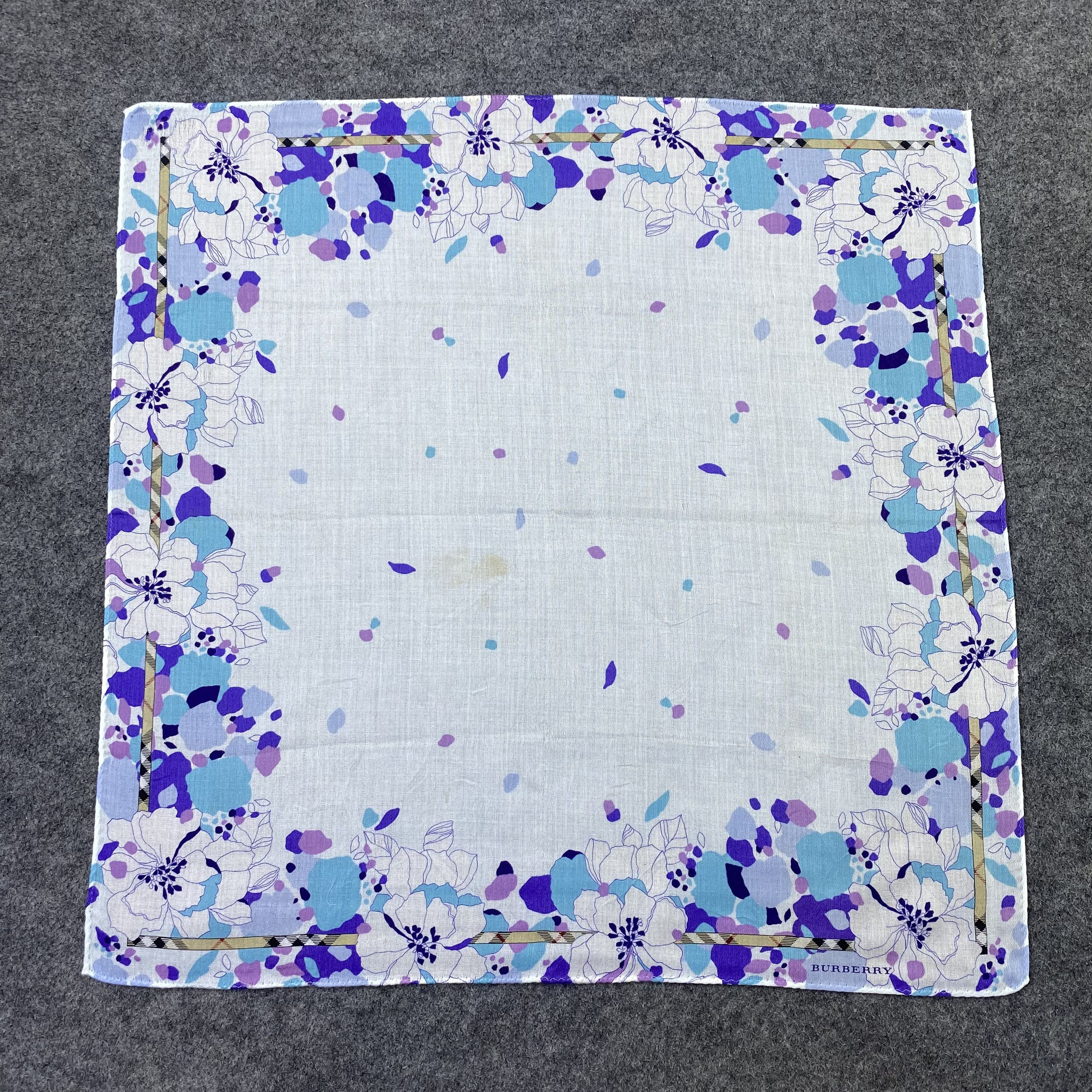 Burberry Burberry Handkerchief / Bandana / Neckerchief-B2083 Size ONE SIZE - 3 Thumbnail