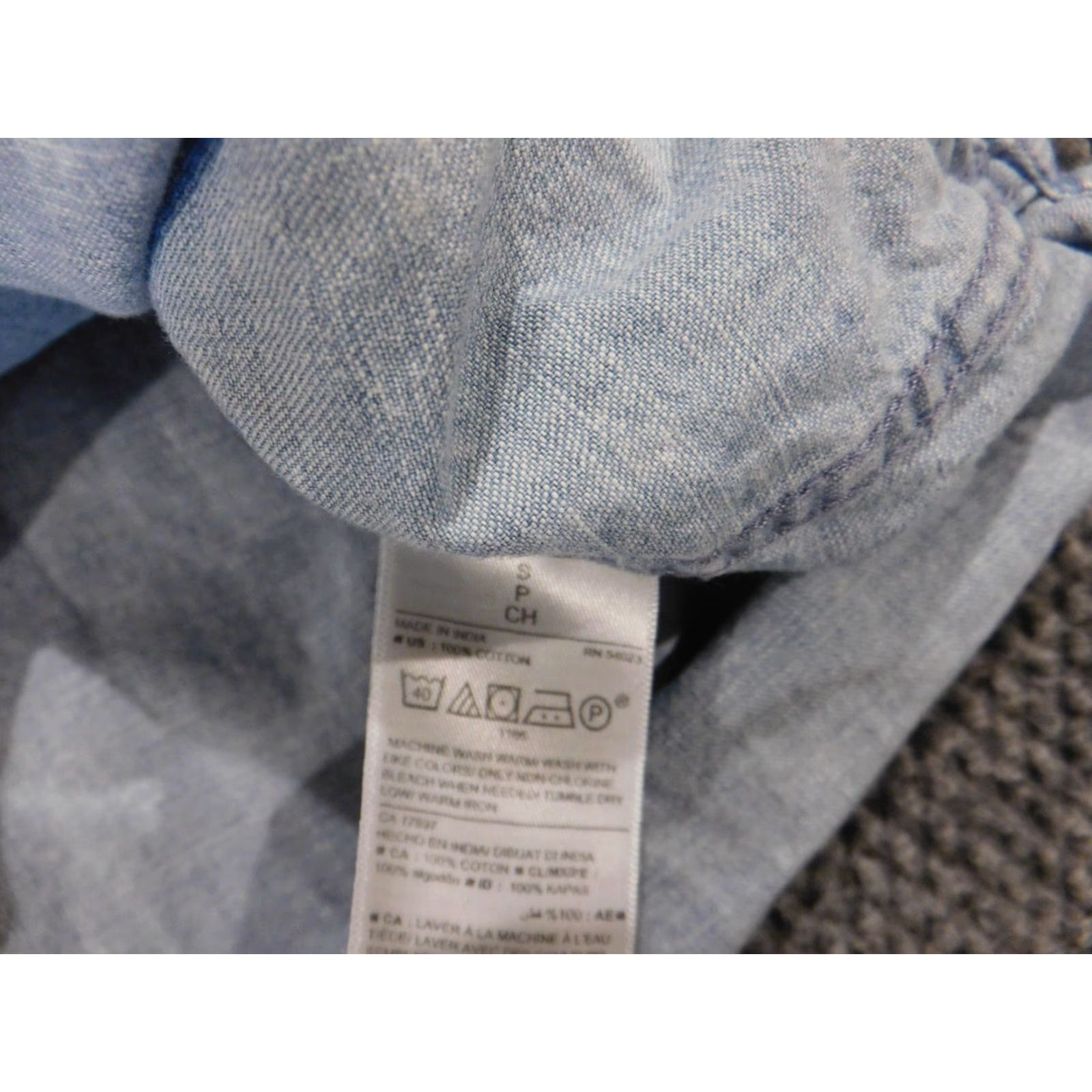 Old Navy Old Navy Shirt Mens Small Blue Button-Down Slim Knit Cotton Pocketed Short Sleeve Size US S / EU 44-46 / 1 - 6 Thumbnail