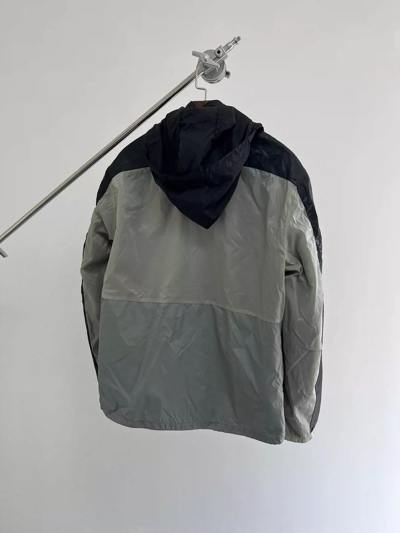 Prada prada Red label nylon color-block zipper jacket 2504-Nextar Size US L / EU 52-54 / 3 - 8 Thumbnail