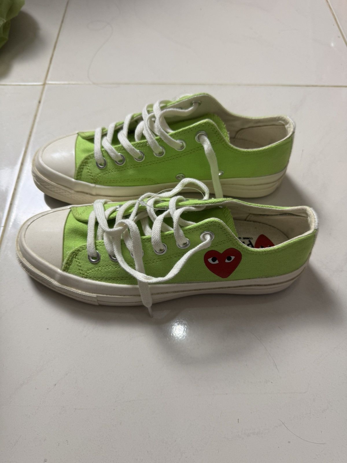 Comme des Garcons Comme des Garçons PLAY x Converse Chuck Taylor All-Star Size US 6 / EU 39 - 2 Thumbnail