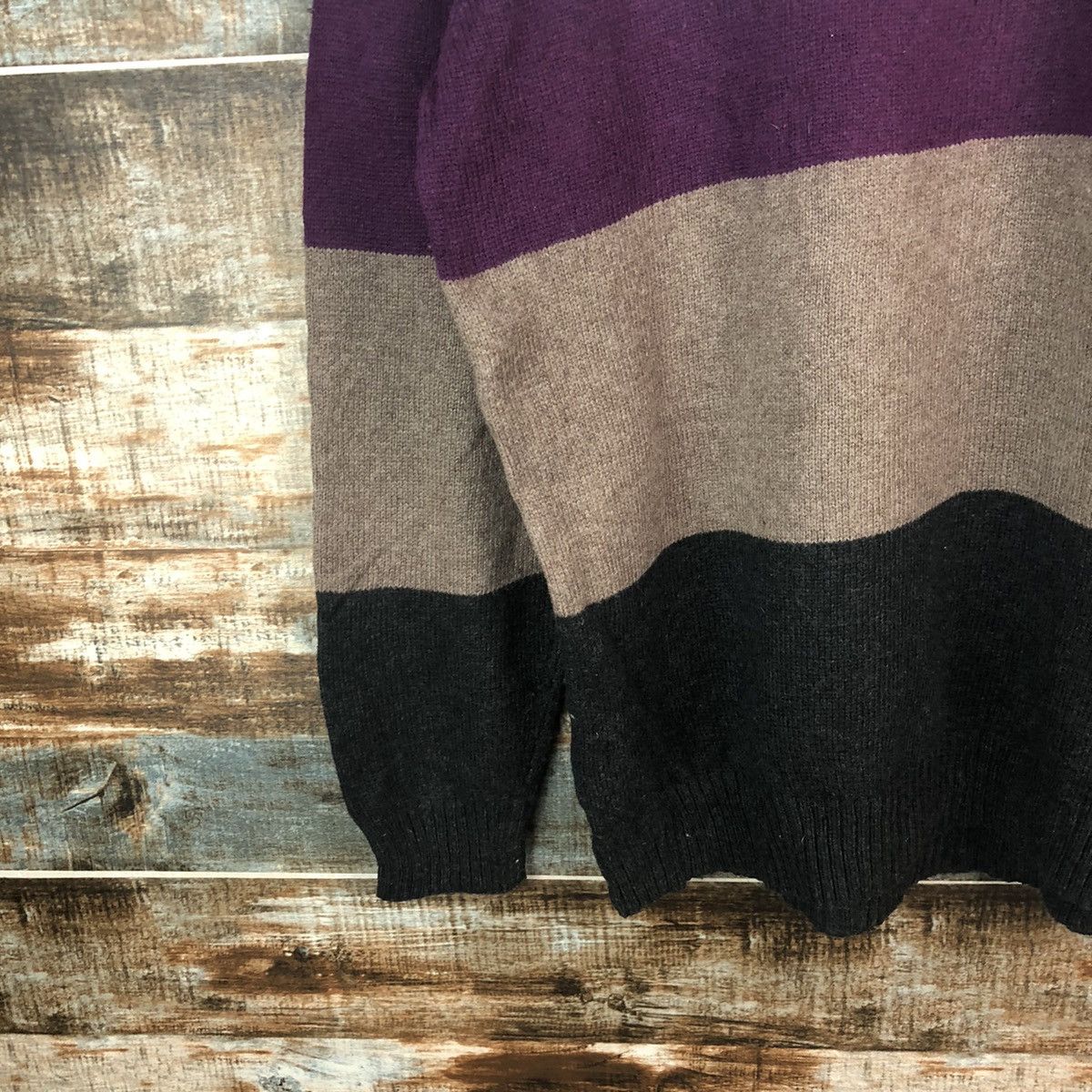 GU × OVER THE STRiPES GU Stripe Red Knitwear #A1903 Size US L / EU 52-54 / 3 - 7 Thumbnail