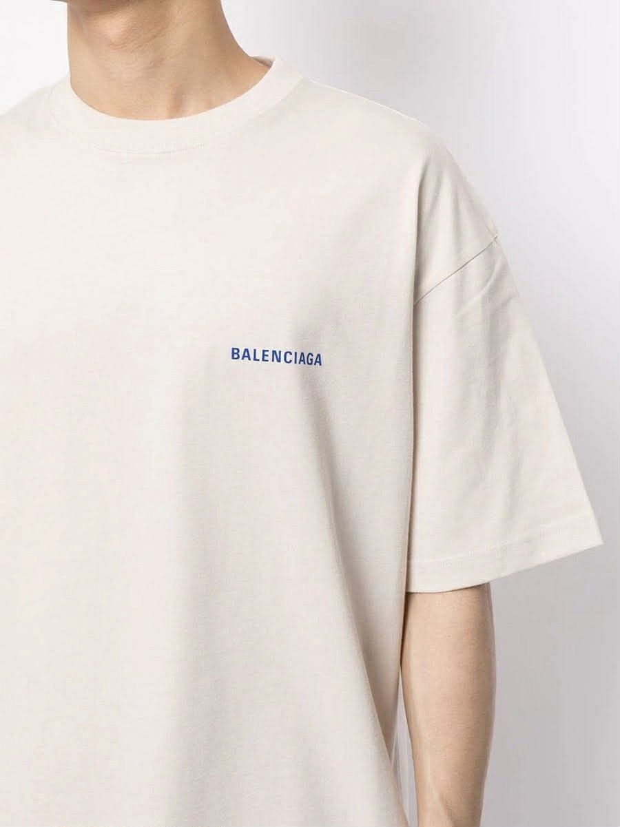 Balenciaga Balenciaga Badge Logo Tee Beige Size US M / EU 48-50 / 2 - 8 Thumbnail