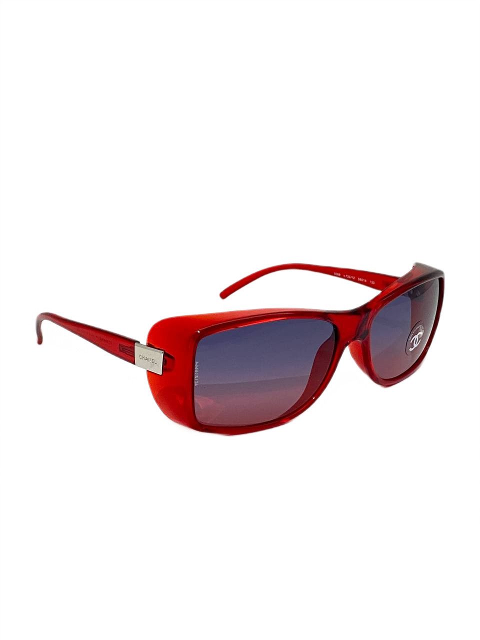 Chanel Chanel CC Logo Shield Oversized Vintage Red Sunglasses Y2K Size ONE SIZE - 1 Thumbnail