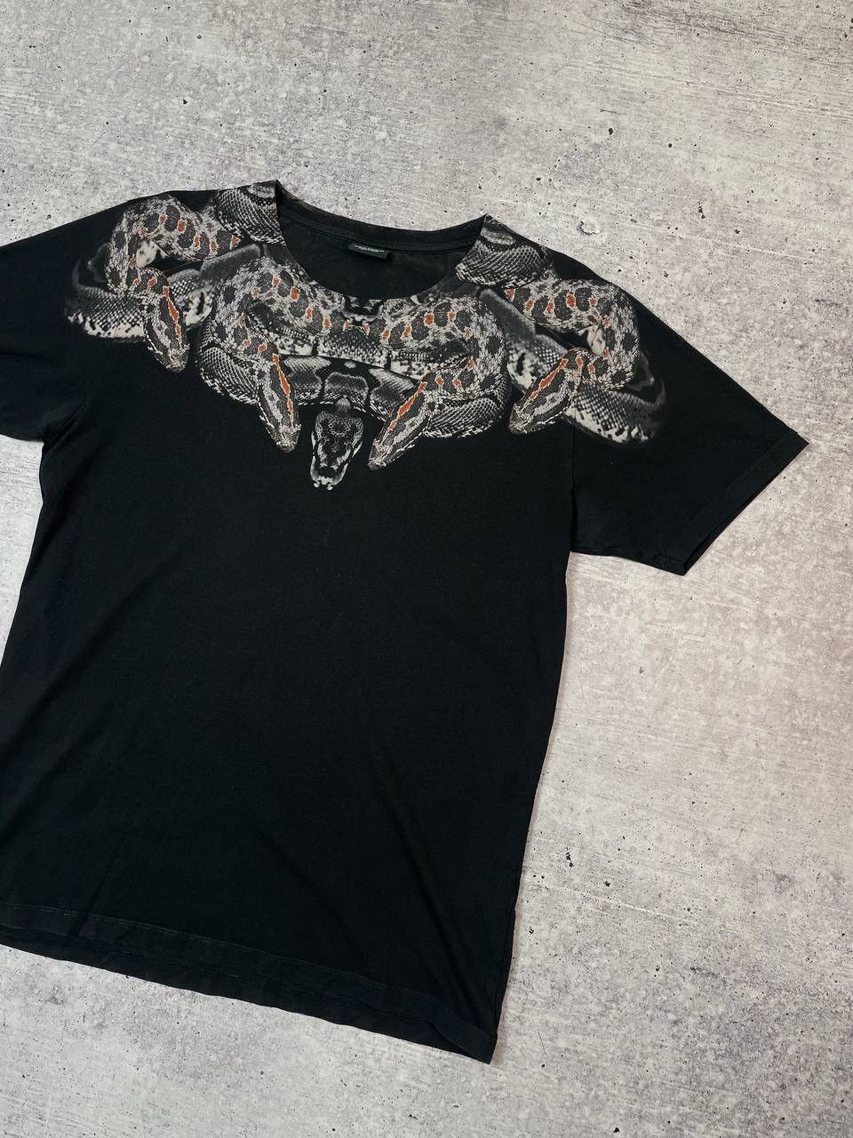 Marcelo Burlon Marcelo Burlon Snake Print Tee T-Shirt Y2K Size US S / EU 44-46 / 1 - 3 Thumbnail