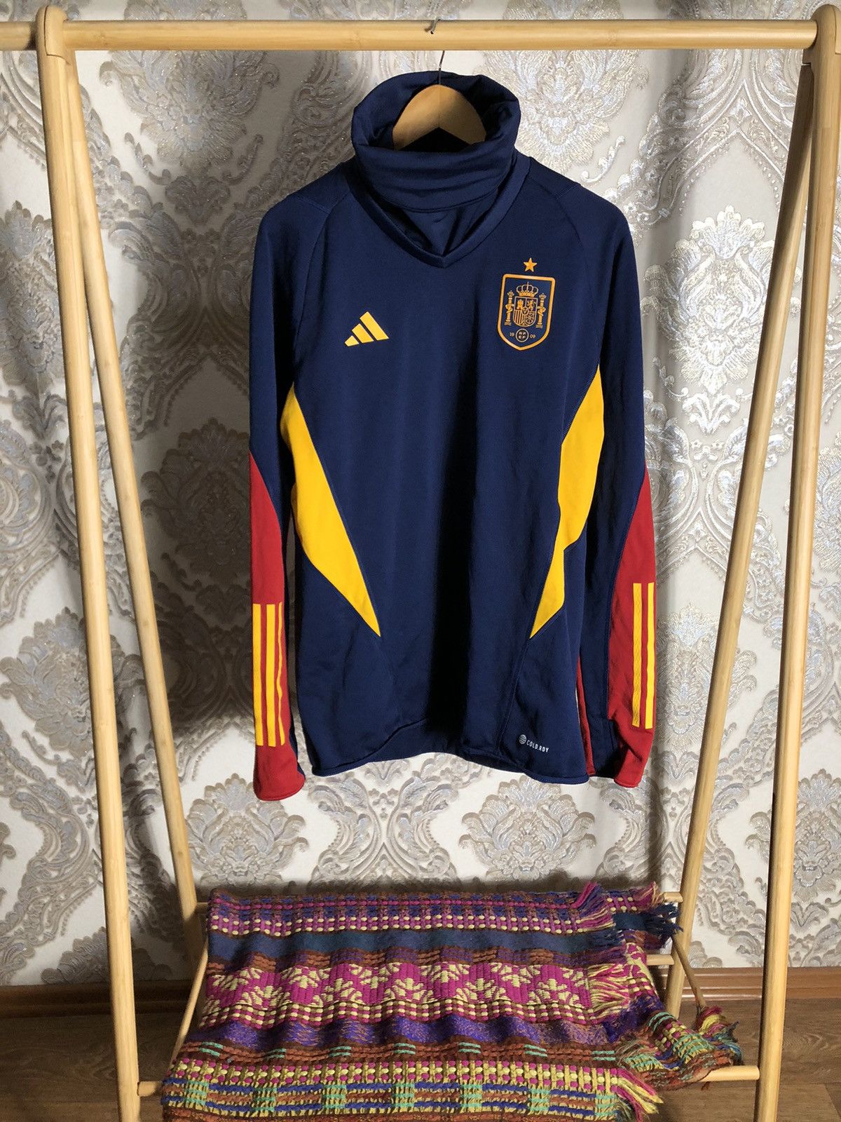 Adidas VINTAGE ADIDAS SPAIN SOCCER JERSEY BARCELONA RETRO Y2K 90s Size US L / EU 52-54 / 3 - 1 Thumbnail