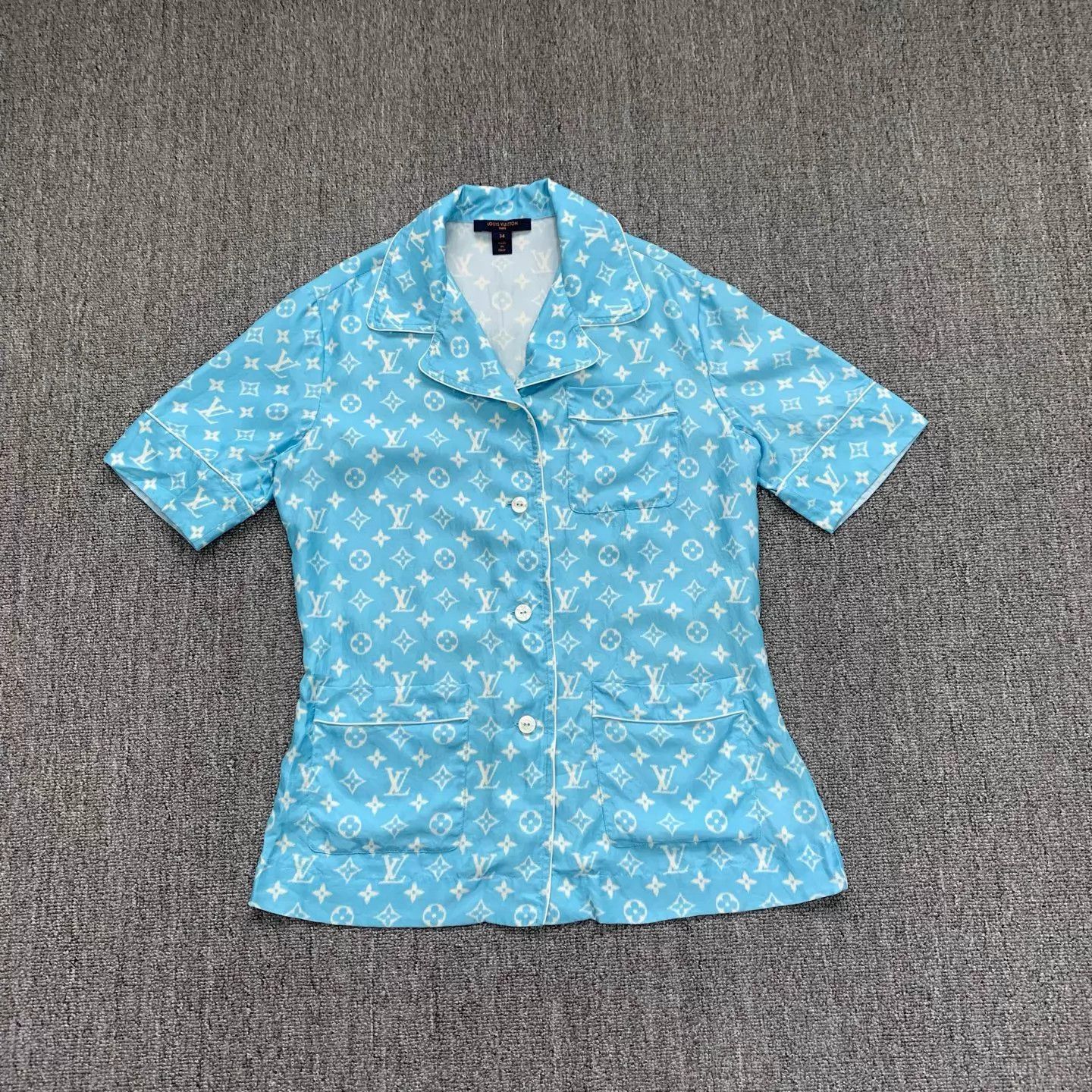 Louis Vuitton LV Blue Monogram Silk Short Sleeve Shirt 34 Size XS / US 0-2 / IT 36-38 - 1 Thumbnail