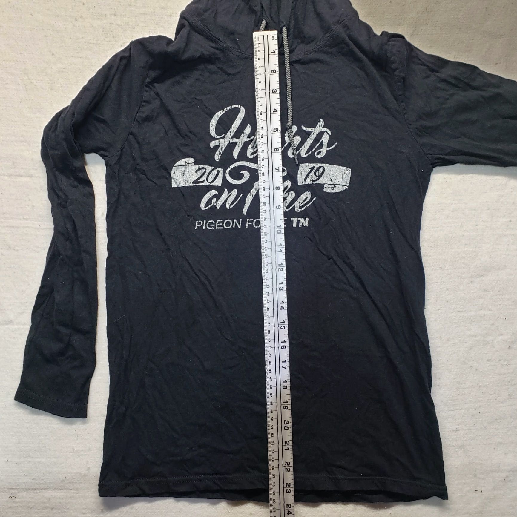 Vintage Hearts on Fire Hoodie Sweater Unisex Adults S Gray Lightweight Cotton Small 90s? Size US S / EU 44-46 / 1 - 5 Thumbnail