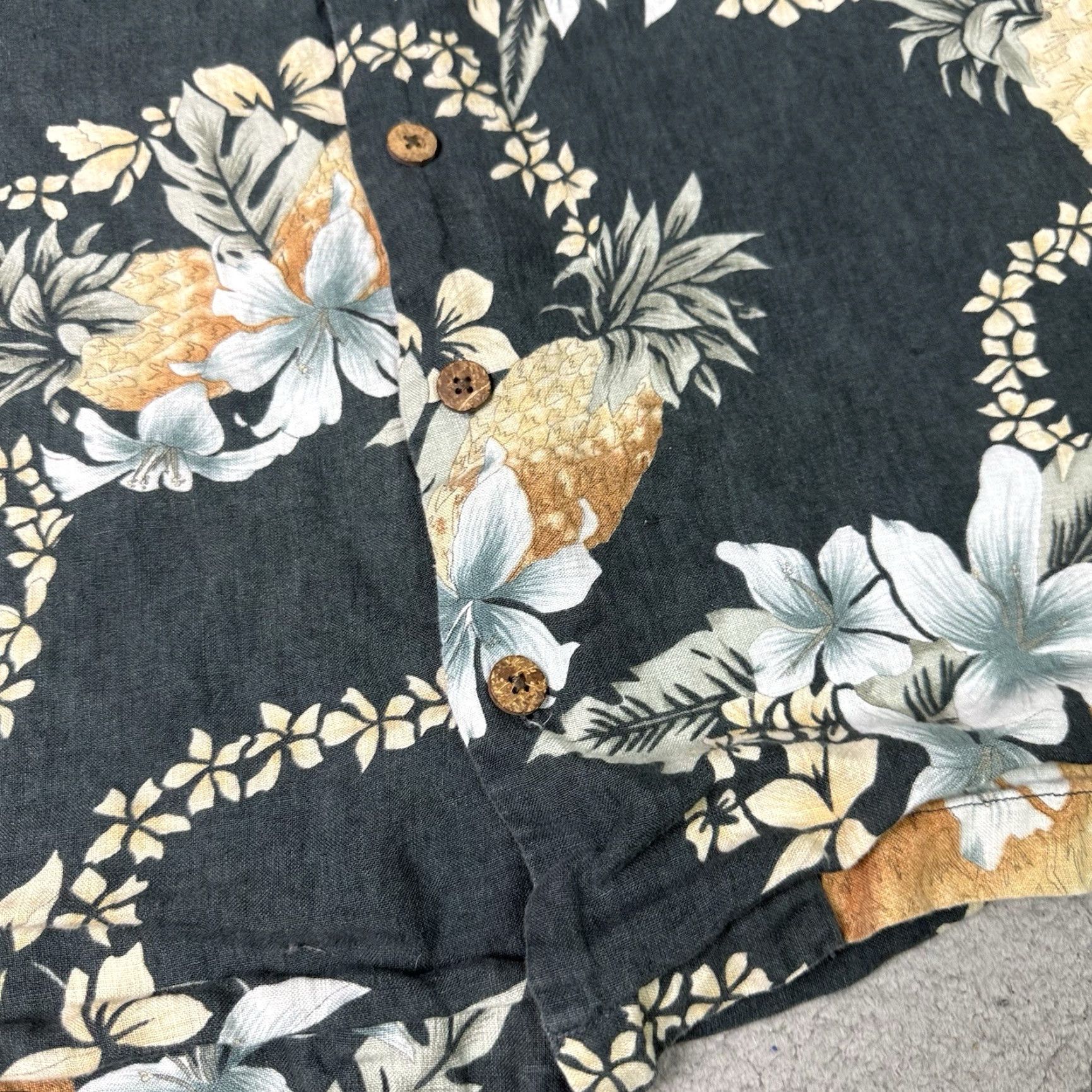 Tommy Bahama VINTAGE Tommy Bahama Shirt Mens M Blue Pineapple All Over Print Hawaiian Linen Rare Shirt Size US M / EU 48-50 / 2 - 4 Thumbnail