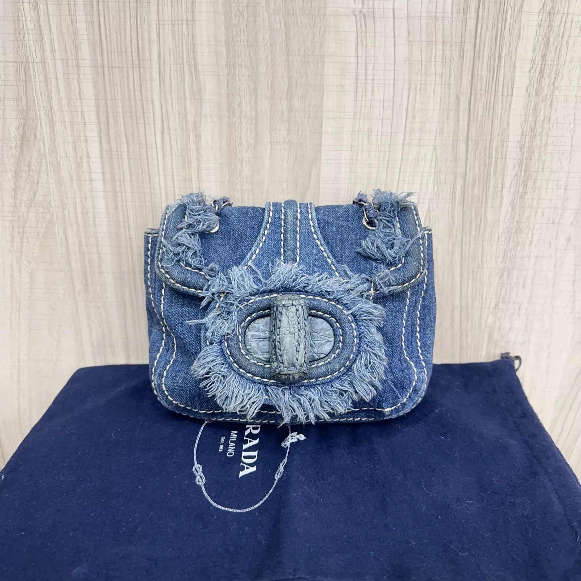 Prada Pre-loved Bag Very good condition Size ONE SIZE - 1 Thumbnail