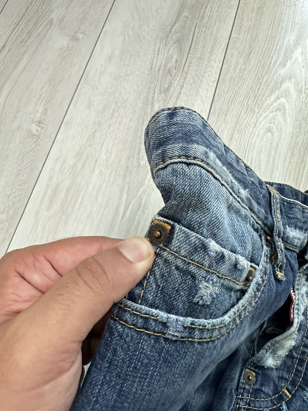 Dsquared2 Dsquared2 Sexy Twist Distressed Denim Jeans Pants (A031) Size US 34 / EU 50 - 9 Thumbnail