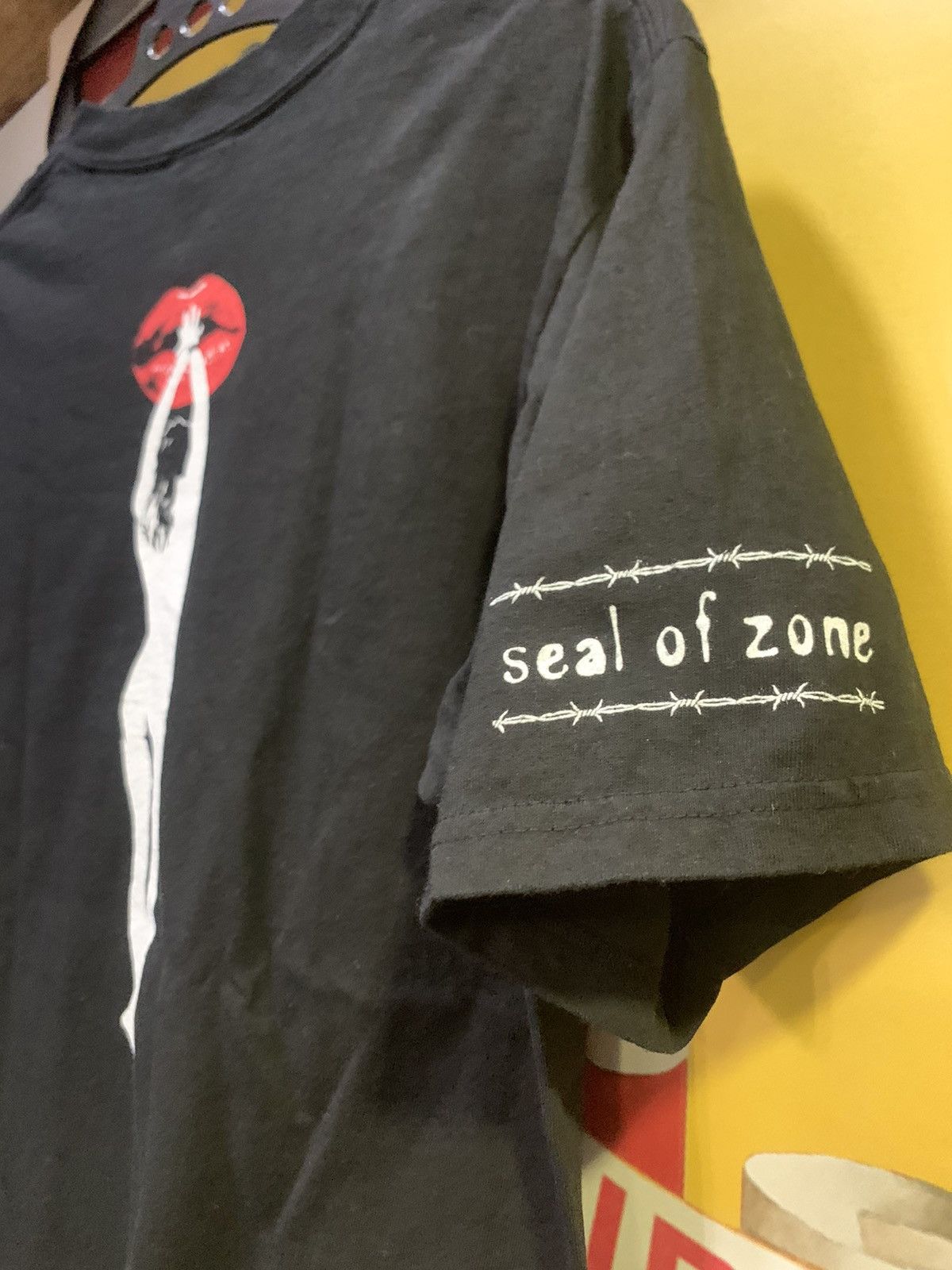 Janne Da Arc Tシャツ seal of zone JANNE DA ARC Tour “Seal Of Zone” This exclusive T-shirt