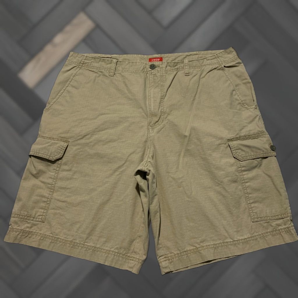 Izod IZOD Cargo Shorts Mens Khaki Tan Cotton Ripstop 38 Casual Outdoor Utility) Size US 38 / EU 54 - 1 Thumbnail