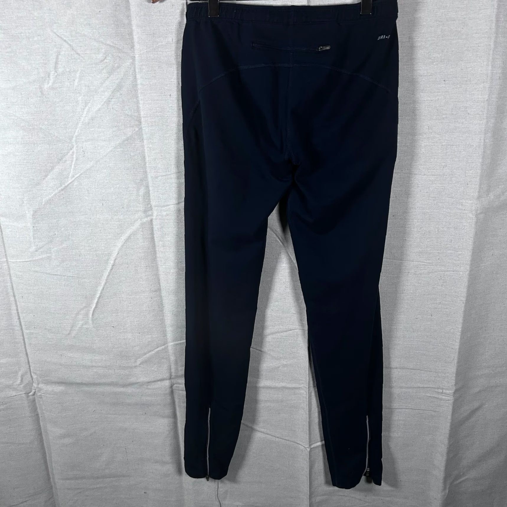 Nike VINTAGE? No — Nike Dri-Fit Mens XS Running Tights Black Compression Pants RN 56323 CA 05553 Size US 27 - 2 Thumbnail