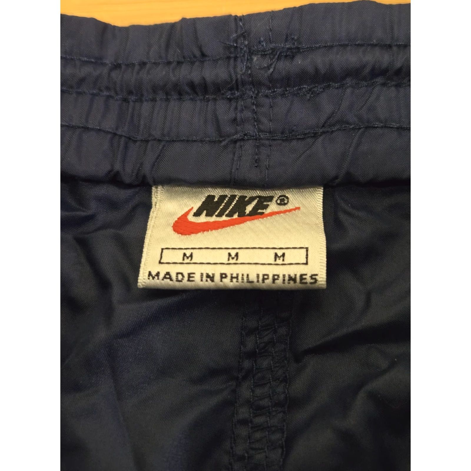 Nike VINTAGE Nike Pants Mens Medium Blue Nylon Track Windbreaker Warm Up 90s Size US 31 - 7 Thumbnail