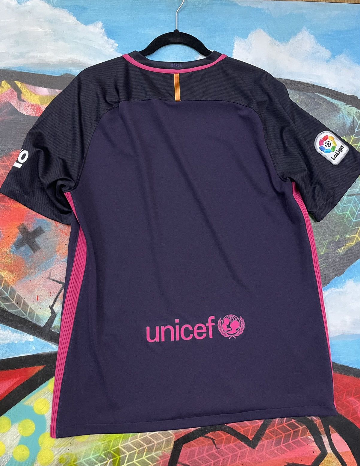 Nike Nike Barcelona Away football Jersey 2016 Men’s size L Size US L / EU 52-54 / 3 - 3 Thumbnail