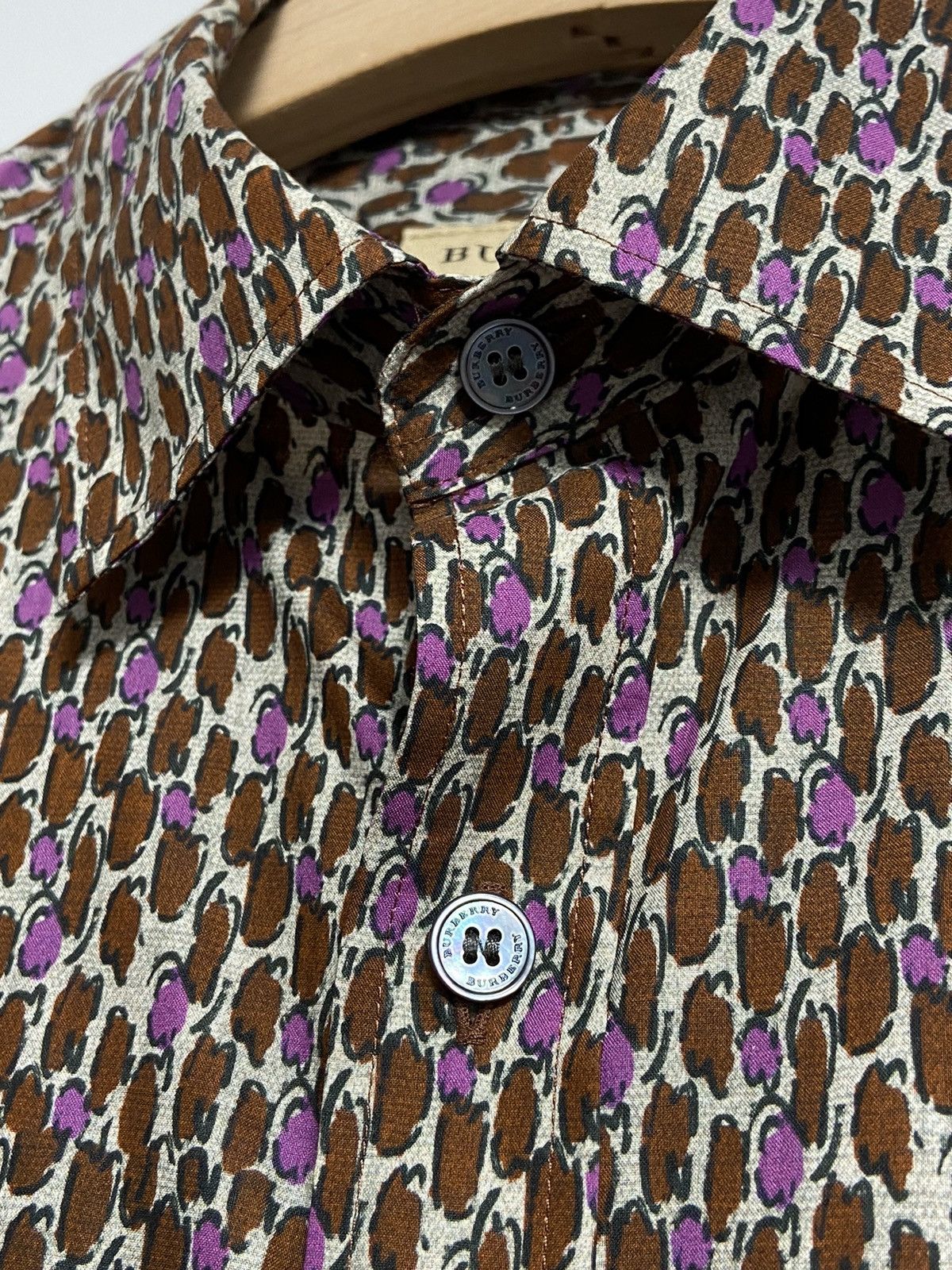 Burberry Burberry London England Button Up Shirt Size US S / EU 44-46 / 1 - 7 Thumbnail
