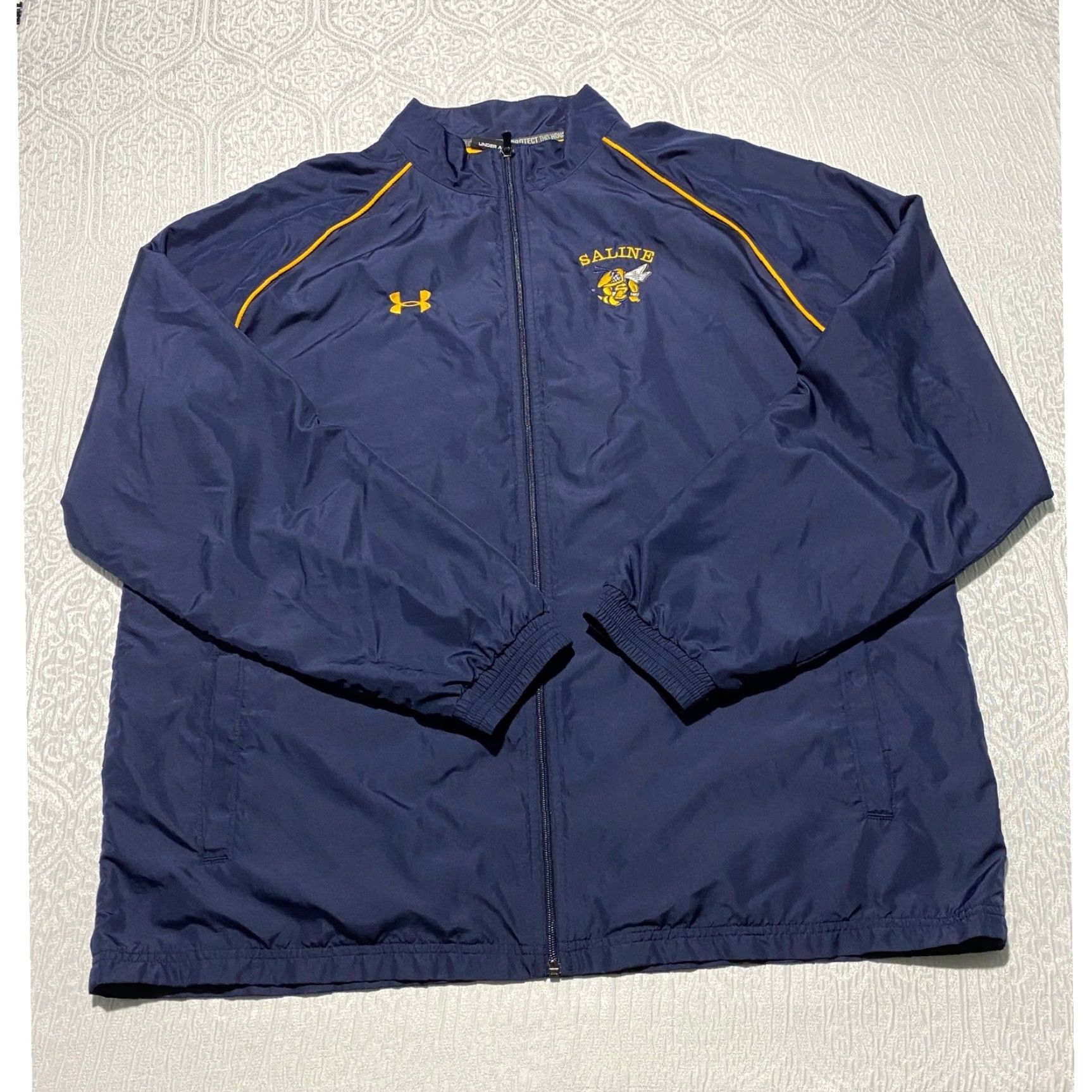 Under Armour Under Armour Windbreaker Jacket Saline Hornets Navy Yellow 2XL Loose Fit Men's Navy Wind-Resistant Lightweight Zip Stand-Up Collar Size US XXL / EU 58 / 5 - 2 Thumbnail