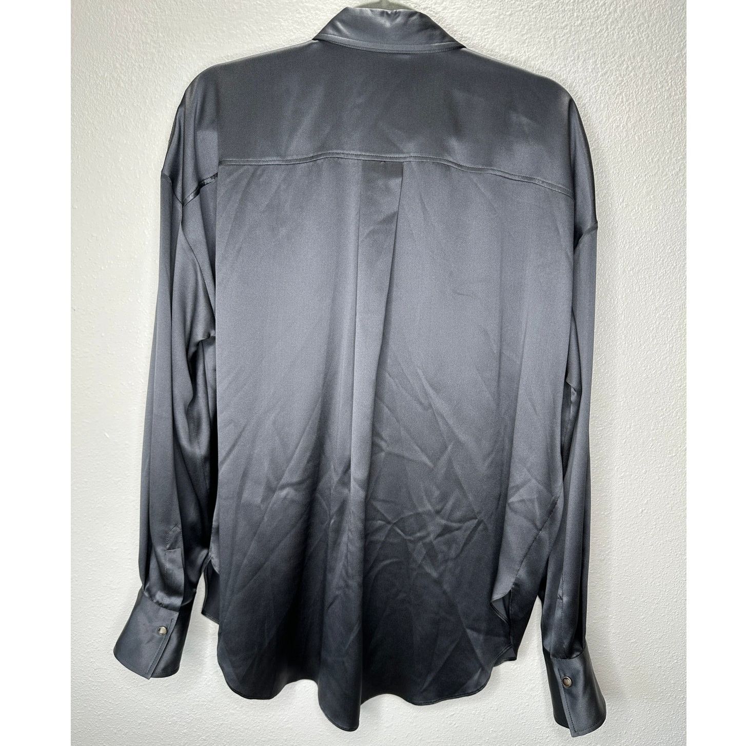 Brunello Cucinelli NWT Brunello Cucinelli Gray Silk Beaded Snap Shirt XL Size XL / US 12-14 / IT 48-50 - 13 Thumbnail