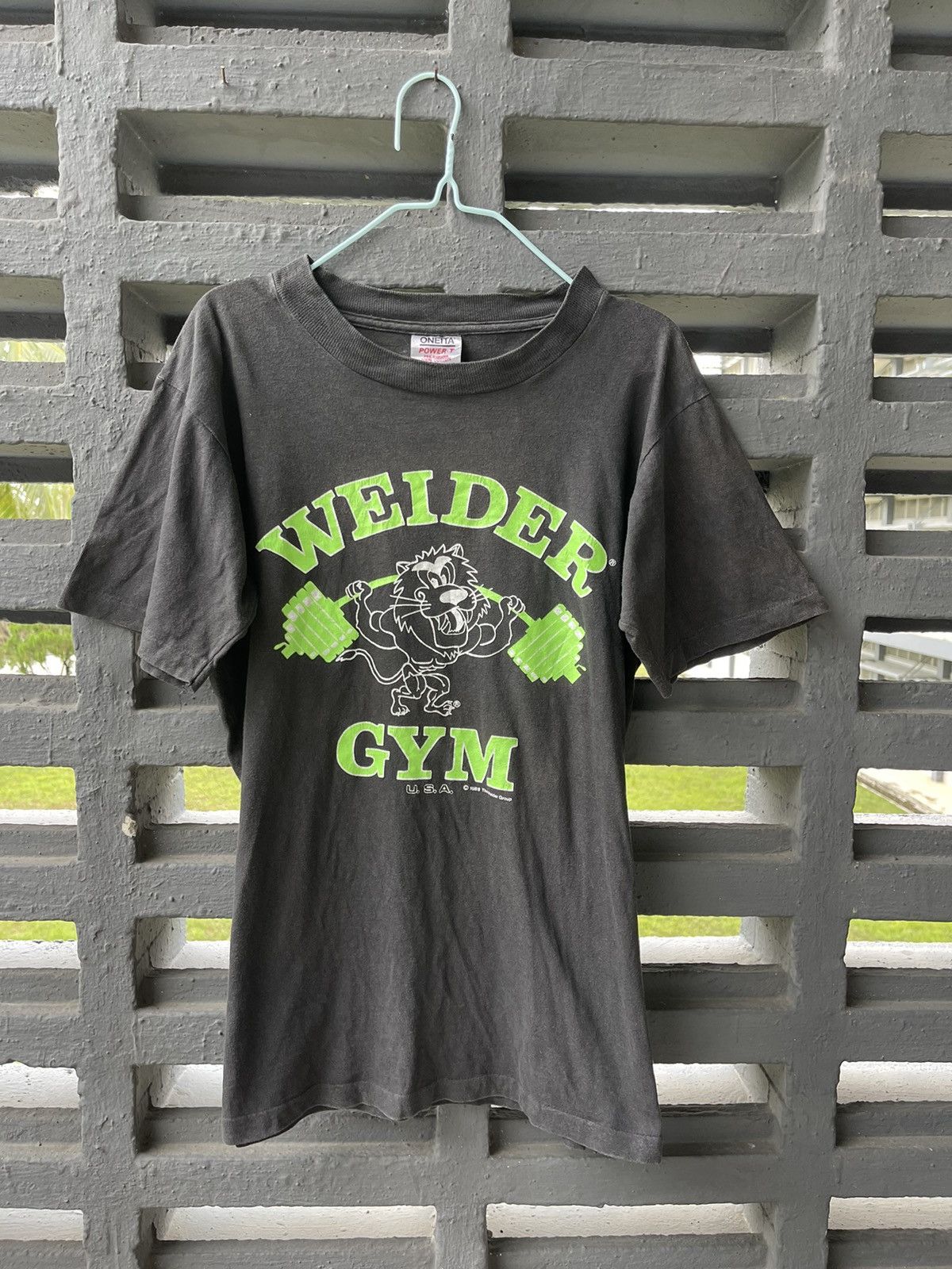 Vintage Vintage Weider Gym usa sun faded t-shirt Size US M / EU 48-50 / 2 - 1 Thumbnail