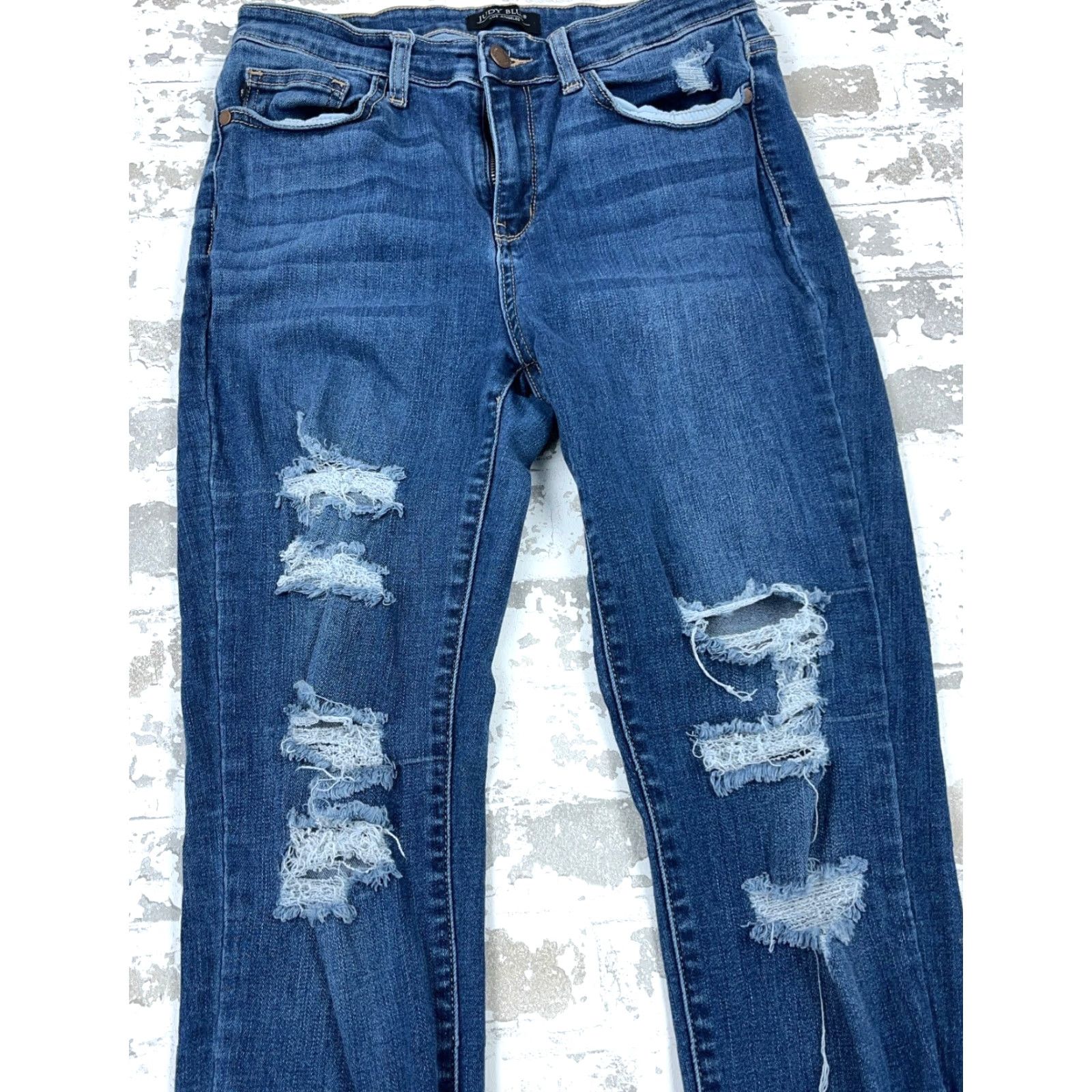 Vintage Judy Blue Jeans Women 29 Skinny Distressed Holes Med Wash Stretch Jeans Blue 5-Pocket Design Mens? Size 29" - 4 Thumbnail