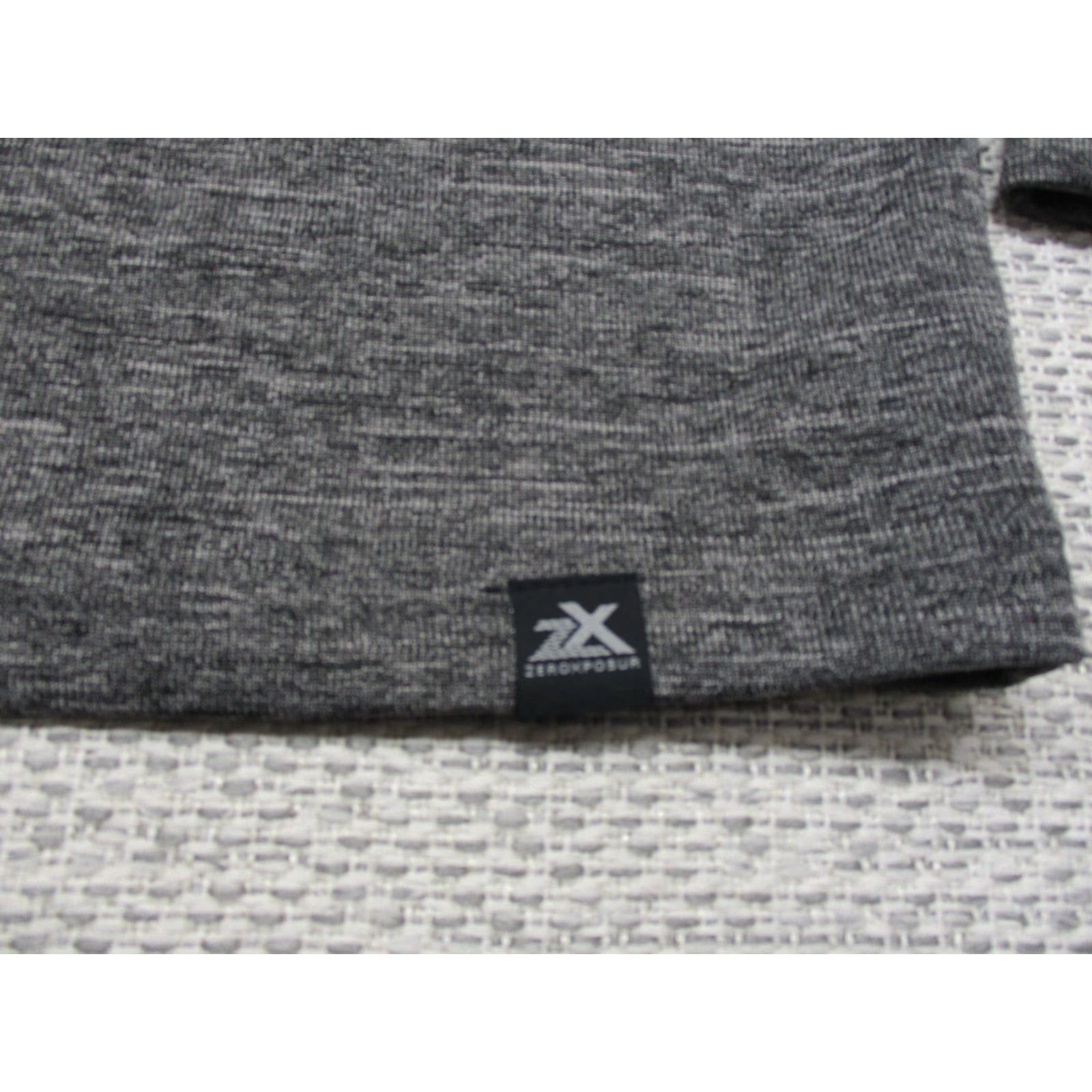 ZeroXposur ZeroXposur Sweater Men L Pullover 1/4 Snap Long Sleeve Gray Knit Voltage? No, Keep: Solid Gray Size US L / EU 52-54 / 3 - 7 Thumbnail