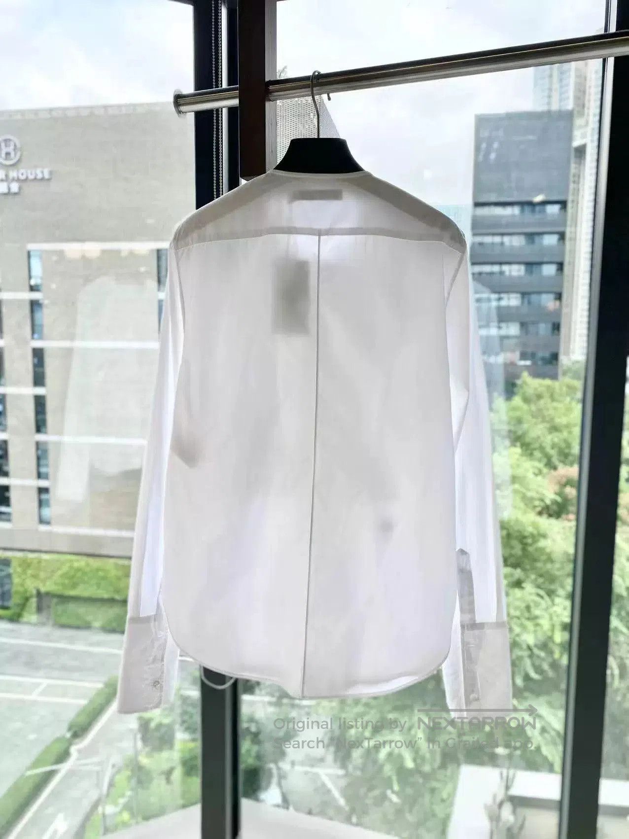 Dior white cotton bee embroidered shirt by Dior. Size US M / EU 48-50 / 2 - 3 Thumbnail