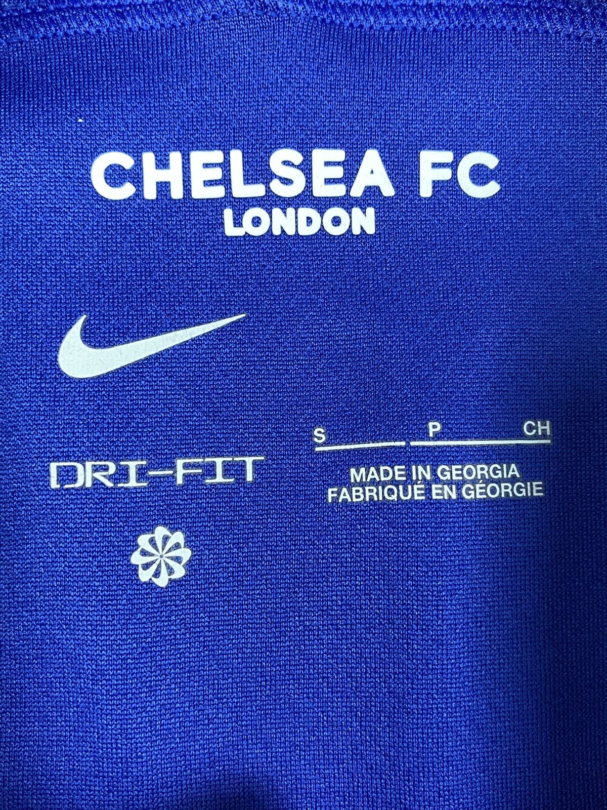 Nike Nike Chelsea 2022-23 Home Soccer Jersey Cucurella #32 S Size US S / EU 44-46 / 1 - 22 Thumbnail