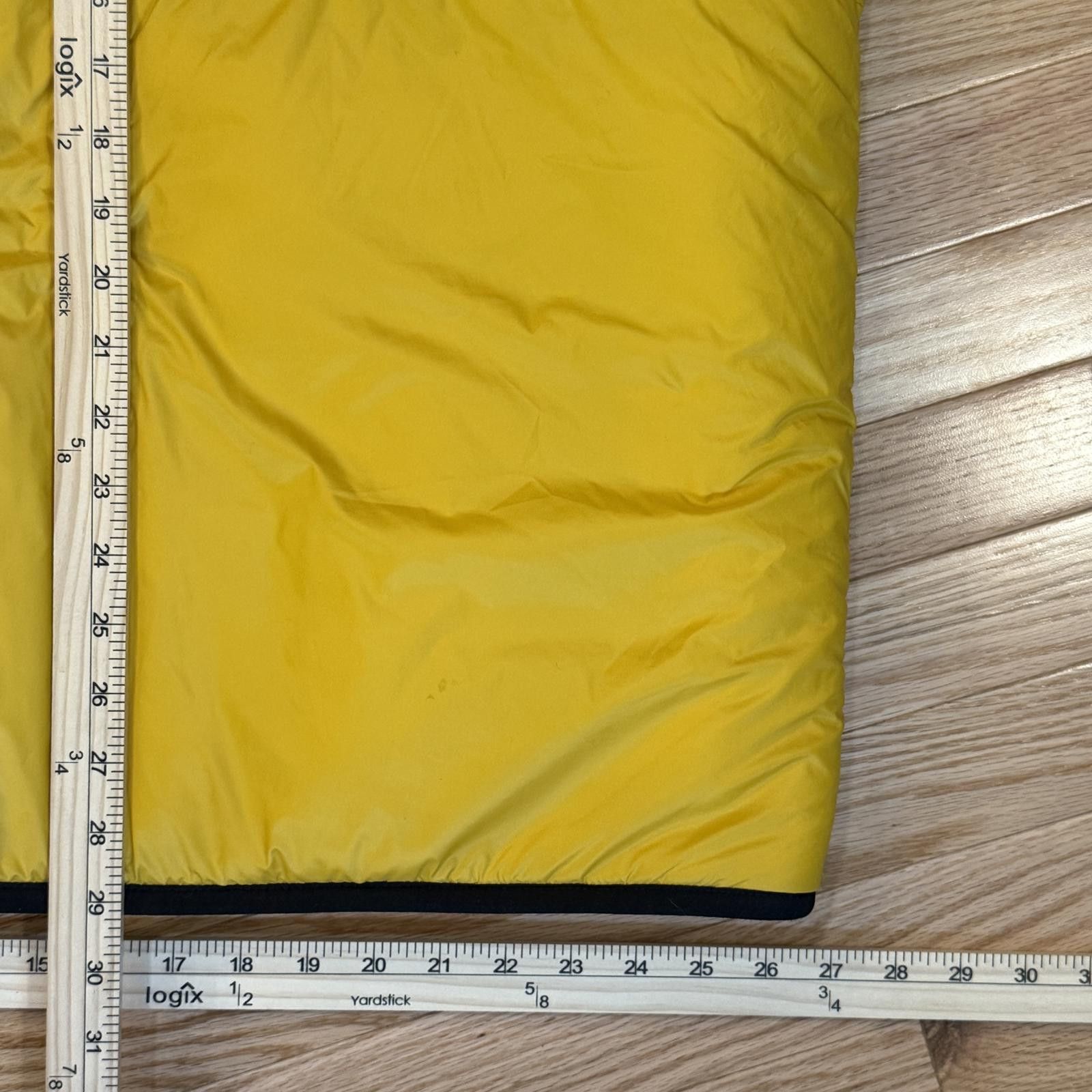 Old Navy Sherpa-lined quilted puffer vest, yellow – Men’s 3XL Size US XXL / EU 58 / 5 - 5 Thumbnail