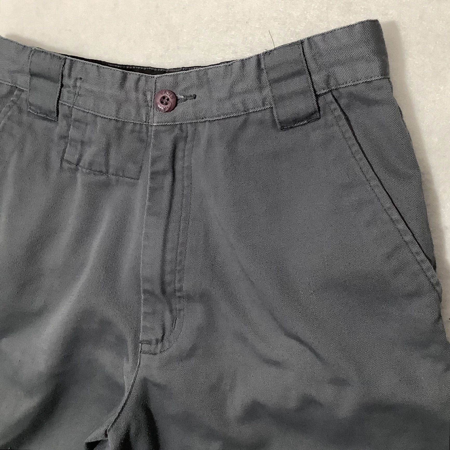 Vans VANS Chino Shorts Size 28 Mens Gray Flat Front 5-Pocket Board Skater Casual Denim? Size US 28 / EU 44 - 2 Thumbnail