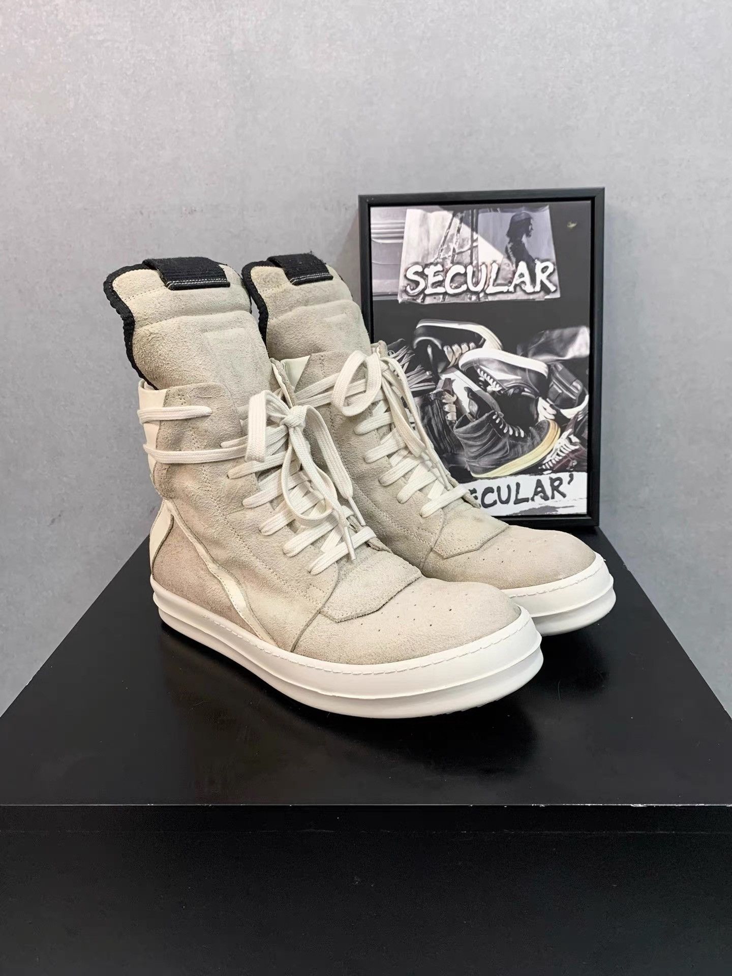 Rick Owens Rick Owens Grey Suede Triangle Geobasket K34 Size US 7 / EU 40 - 2 Thumbnail