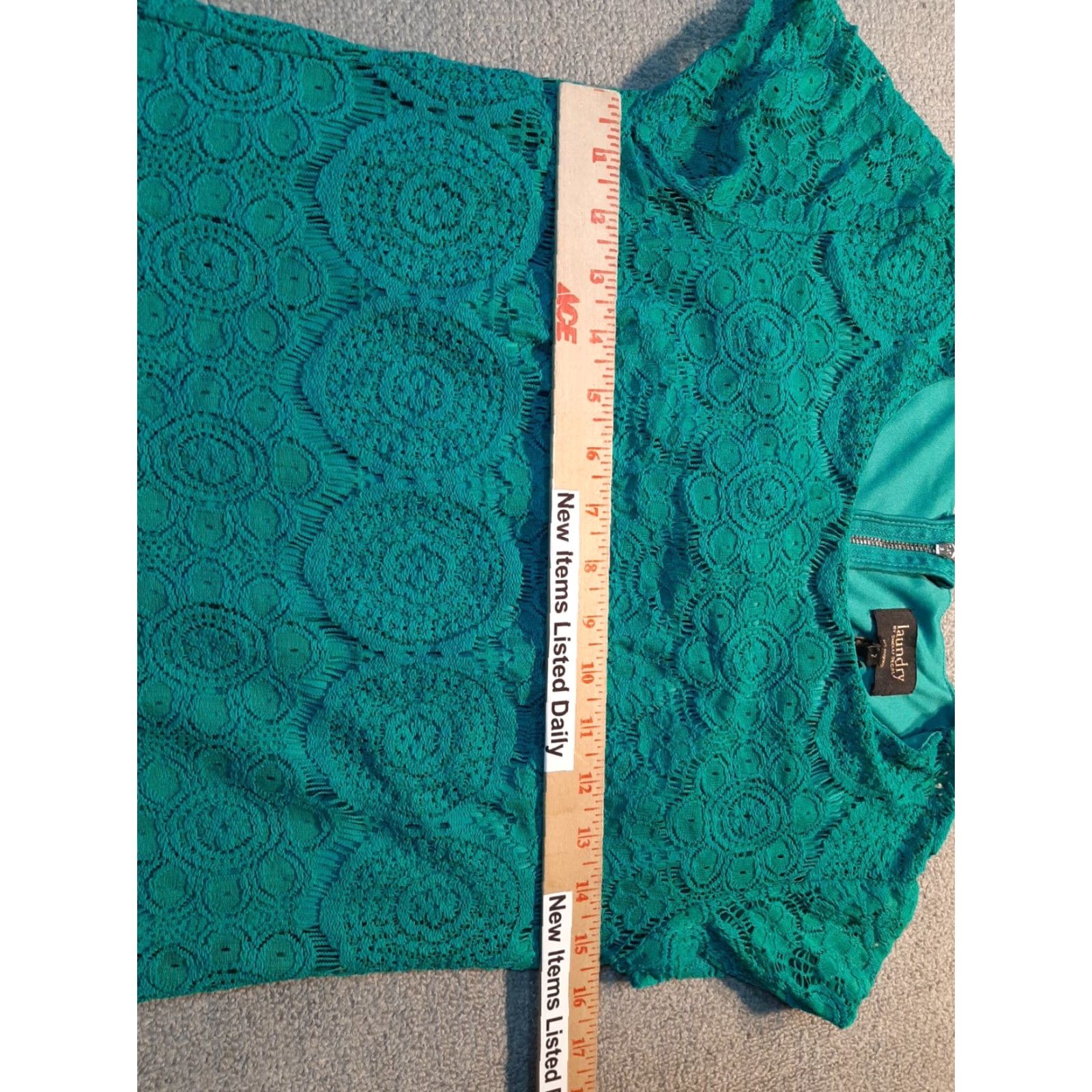 Vintage Laundry by Design Blue Dress Womens Size 2 Short Sleeve Lace Cocktail Dress Knee Length Size 26" / US 2 / IT 38 - 4 Thumbnail