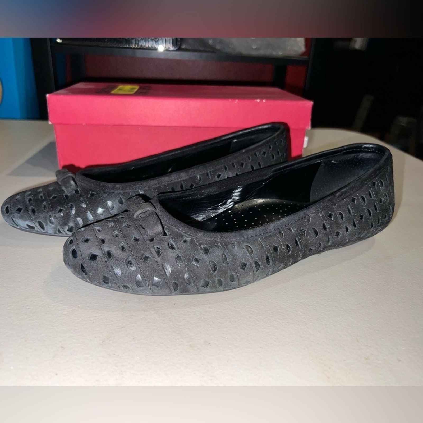VANELI Vaneli Suede Black Ballet Flats Shoes size 8 Size US 8 / IT 38 - 5 Thumbnail