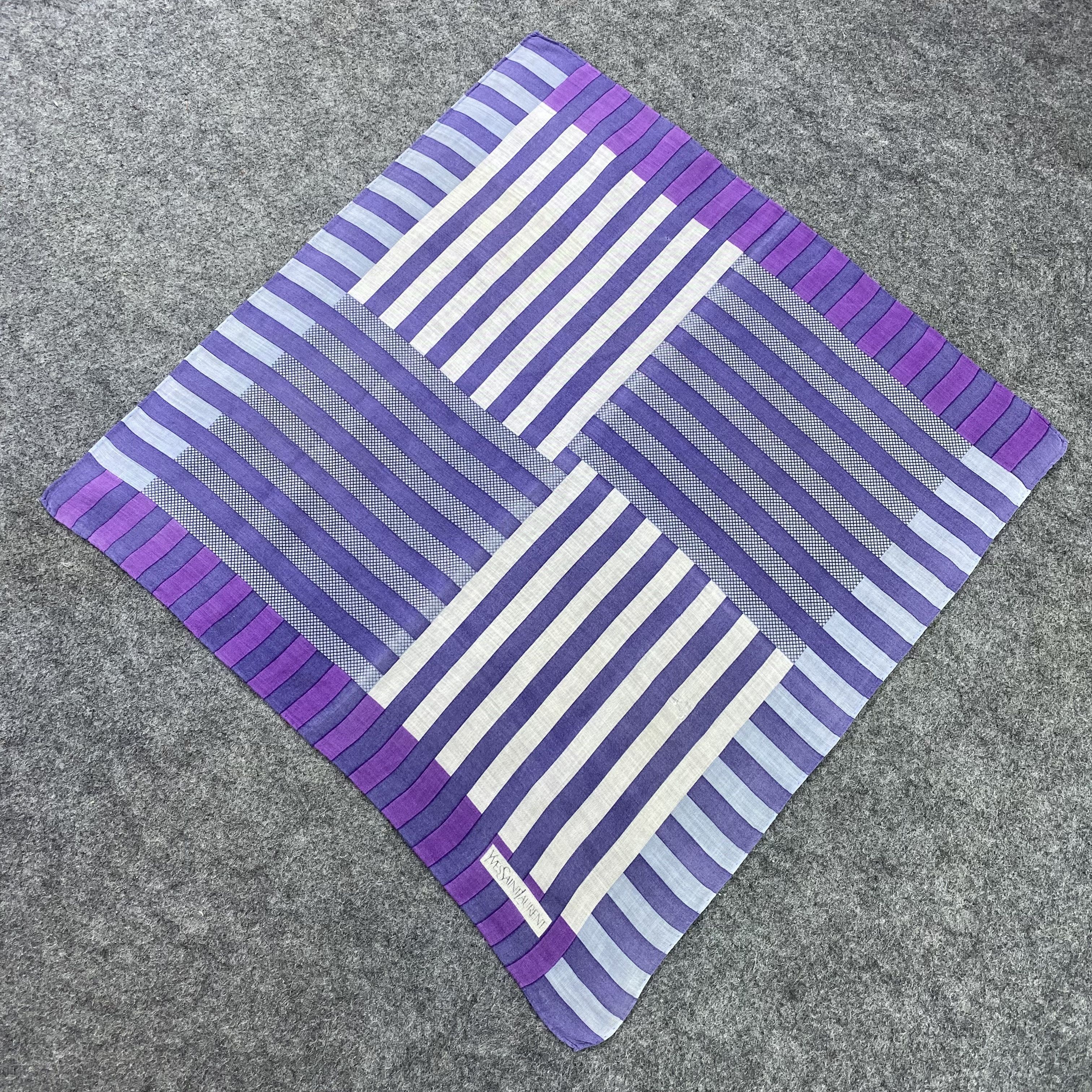 Designer Yves Saint Laurent Handkerchief / Bandana / Neckerchief-B699 Size ONE SIZE - 4 Thumbnail