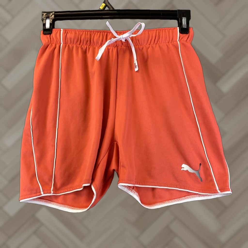 Puma PUMA Womens Athletic Running Shorts Coral Size Medium Regular 55-32 Athletic Gym & Training Running Womens Size 32" / US 10 / IT 46 - 1 Thumbnail