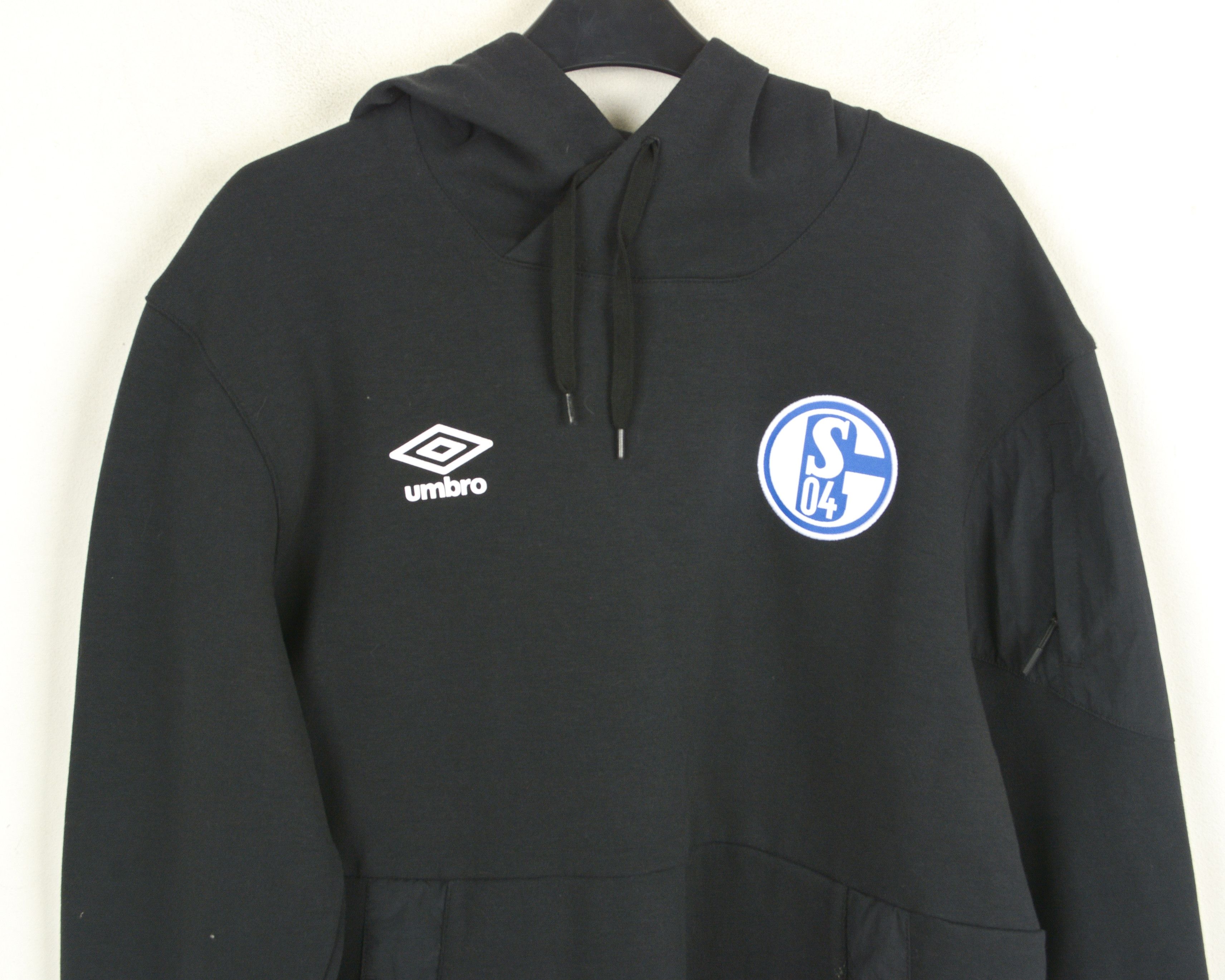 Umbro Schalke 04 Mens L Soccer Hoodie Jumper Pullover Sweatshirt Size US L / EU 52-54 / 3 - 2 Thumbnail