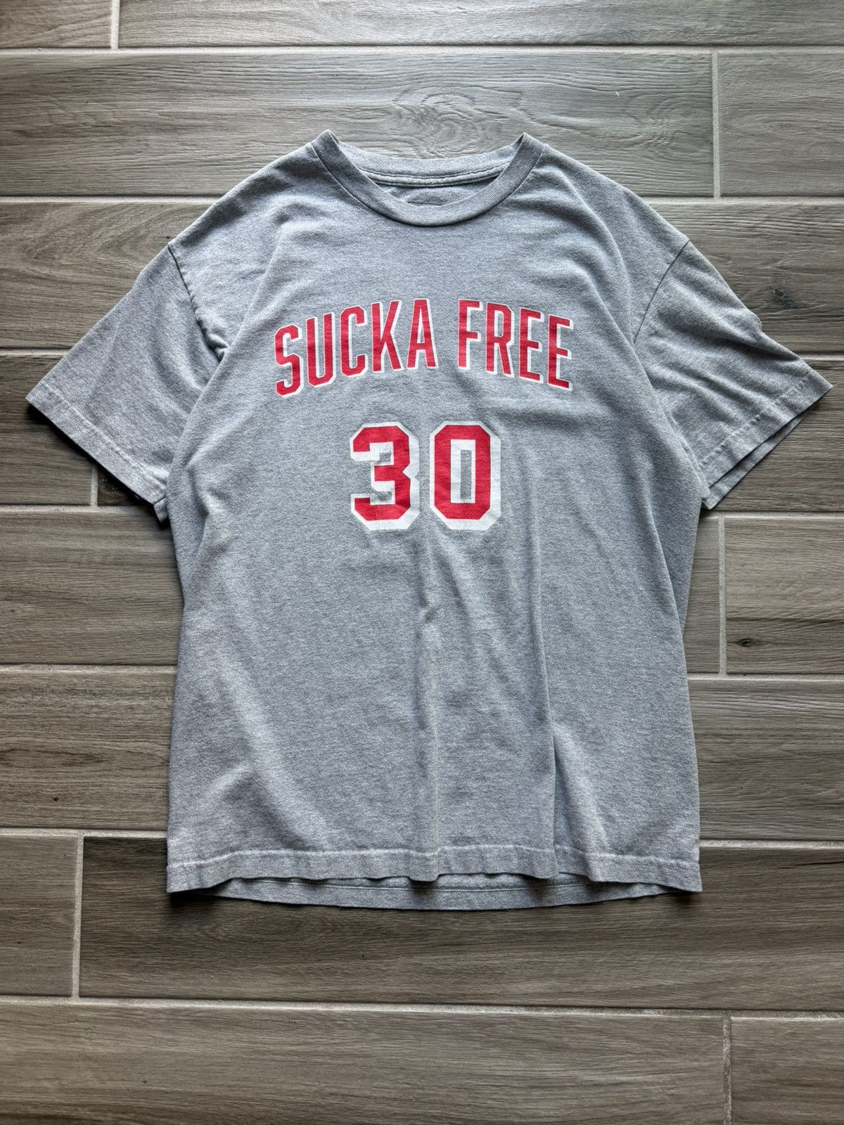 NBA Stephen Curry #30 Golden State Warriors Sucka Free Tee Sz L Size US L / EU 52-54 / 3 - 1 Thumbnail
