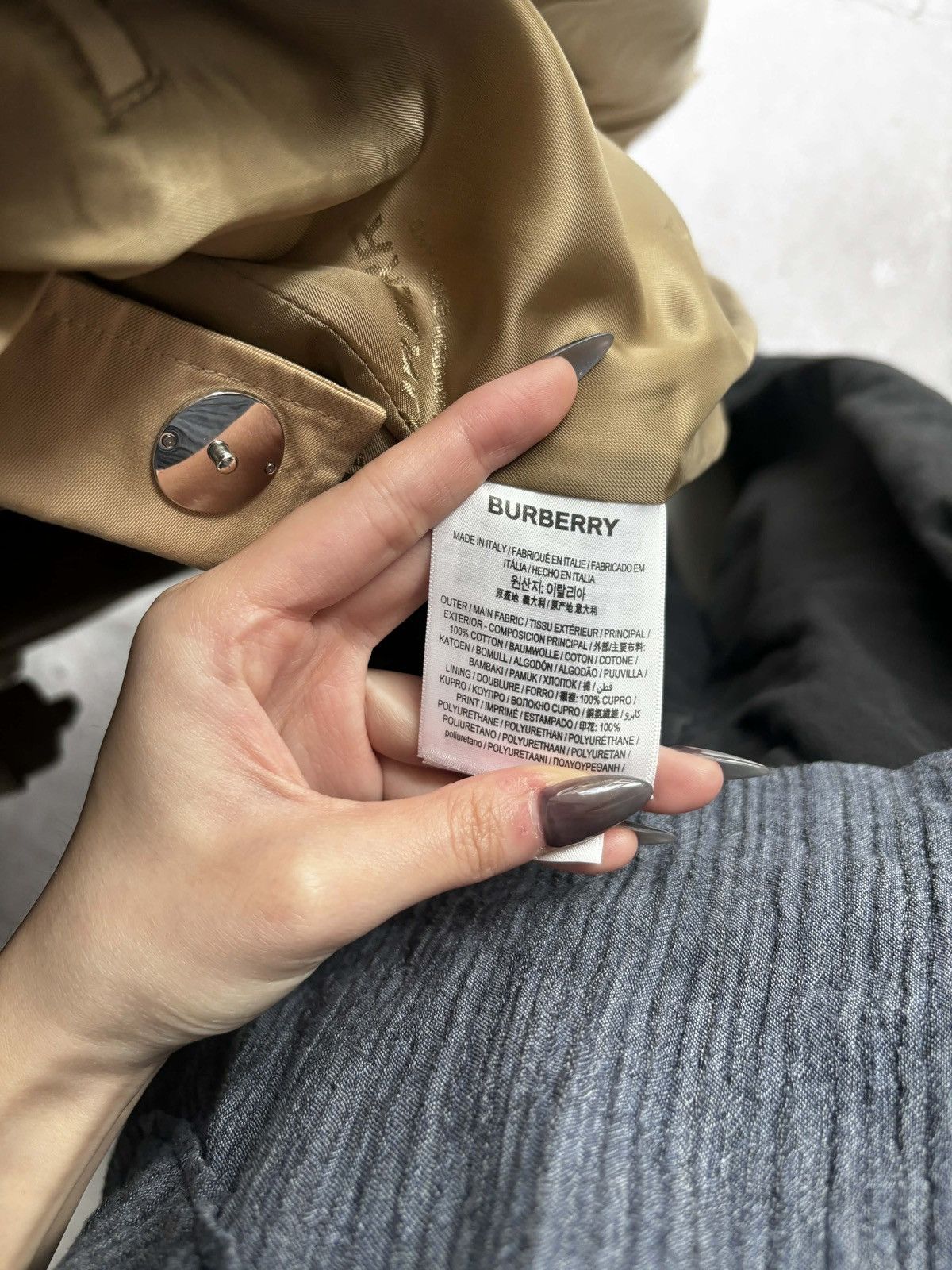 Burberry Burberry SS19 by R. Tisci horseferry garbadine trench coat Size US M / EU 48-50 / 2 - 21 Thumbnail