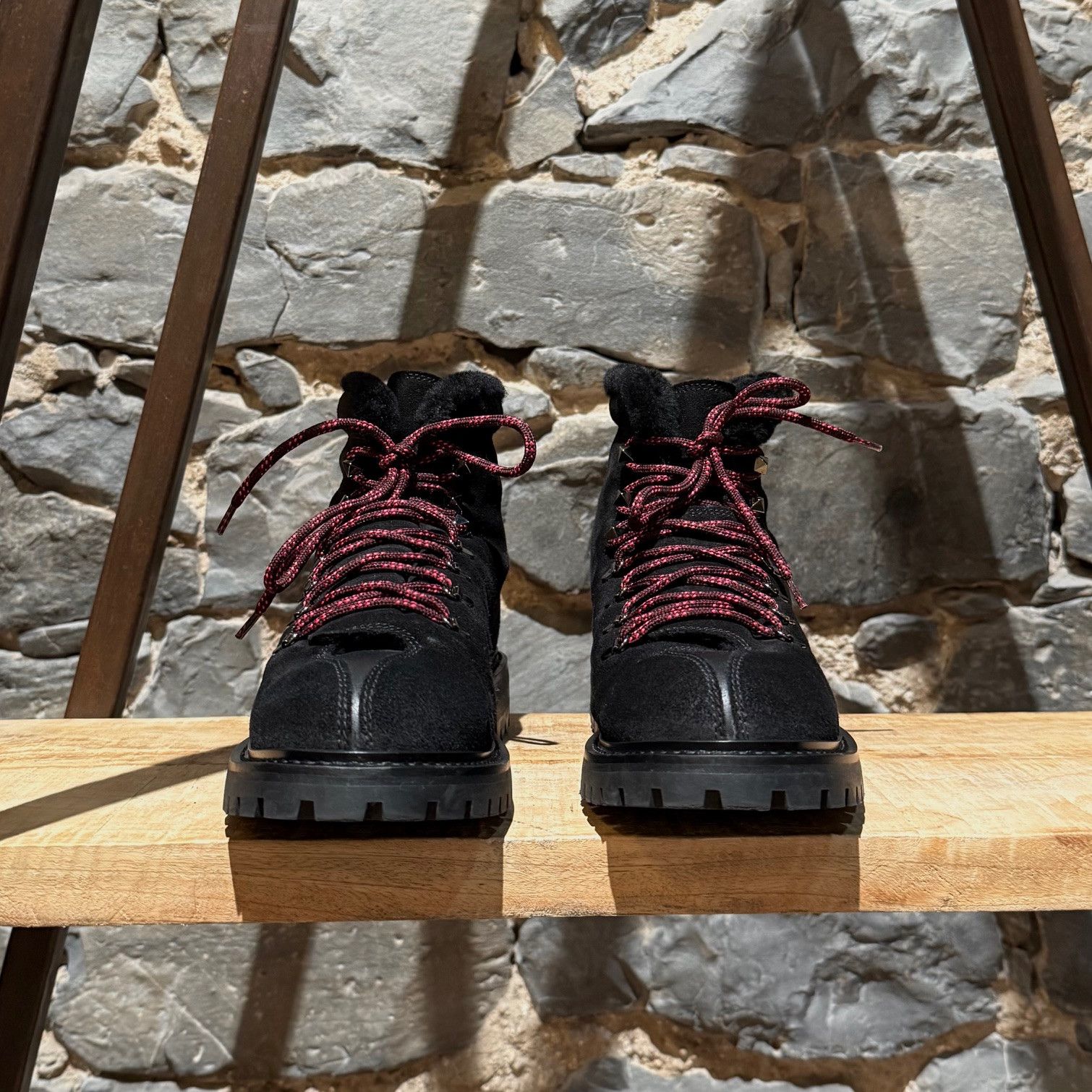 Valentino Valentino Black Suede Shearling Lined Winter Hiking Boots Size US 11 / IT 41 - 3 Thumbnail