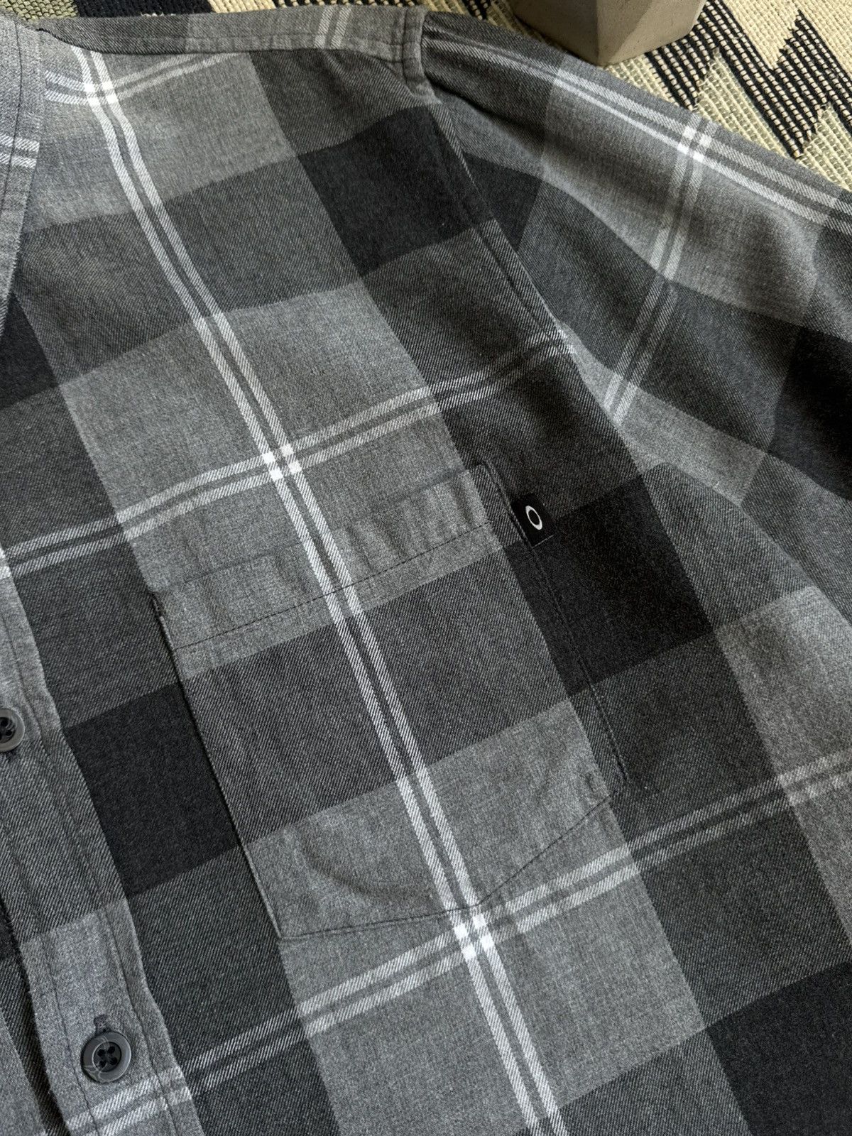 Oakley Vintage Oakley Flannel Checked Button Up Shirt Size US M / EU 48-50 / 2 - 5 Thumbnail
