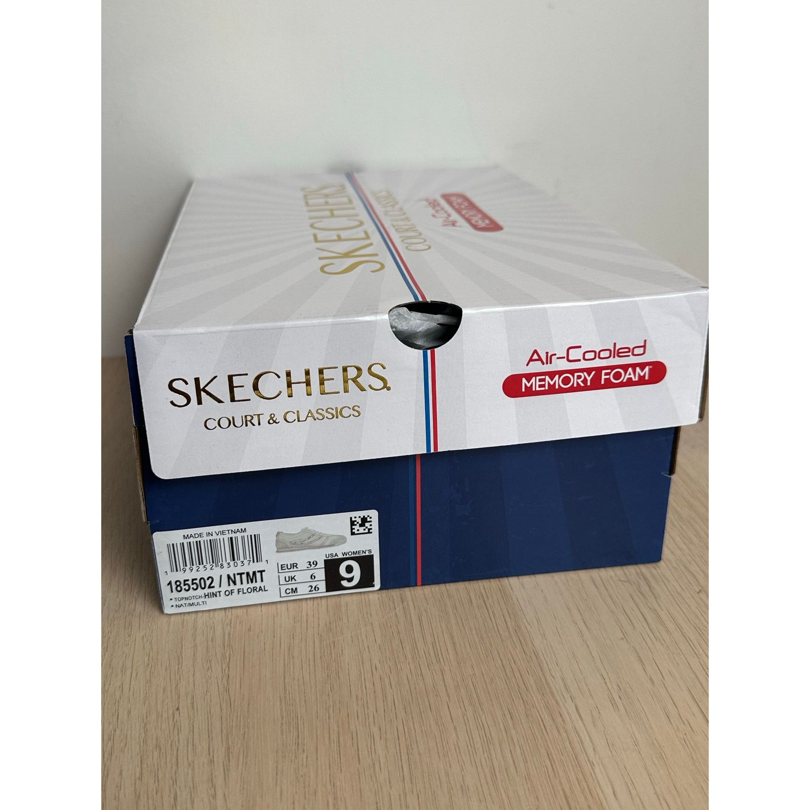 SKECHERS Skechers Topnotch Floral White Sneaker - Size 9W - New Size US 9 / IT 39 - 8 Thumbnail