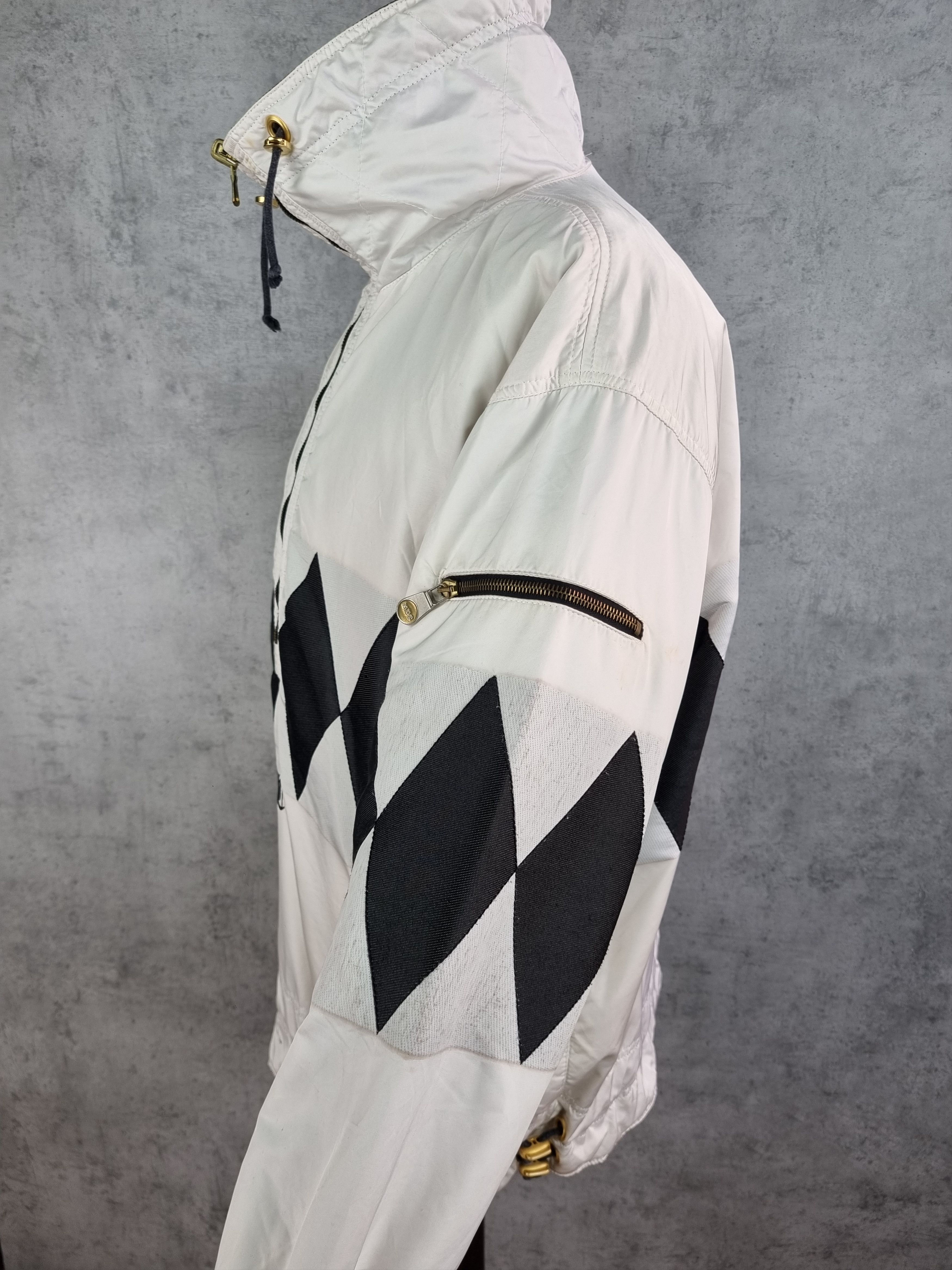 Japanese Brand 80s Stairway to Heaven 2 side Anorak jacket VERSACE style Size US L / EU 52-54 / 3 - 13 Thumbnail