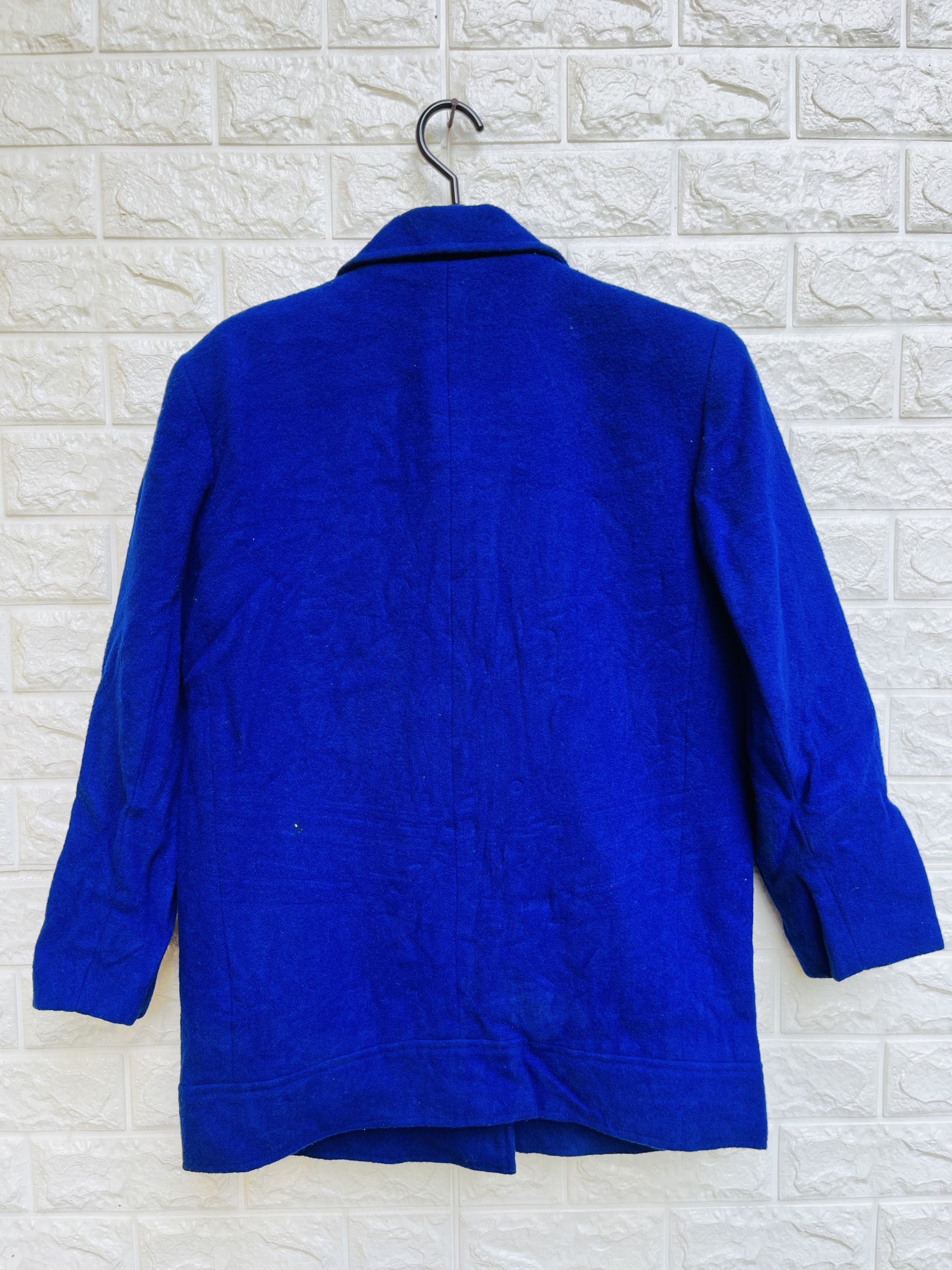 Japanese Brand × Vintage Vintage Blue Designer Fashion Style Jacket Size L / US 10 / IT 46 - 2 Thumbnail