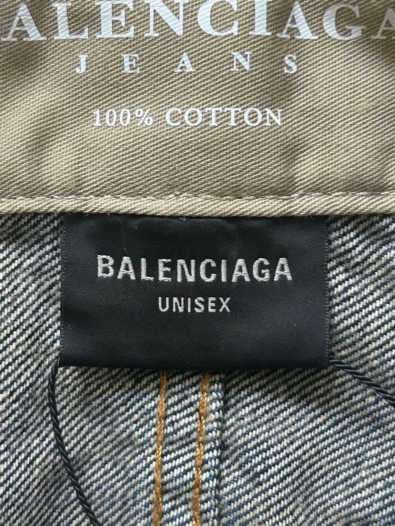 Balenciaga Balenciaga size M Embroidered letter baggy loose jeans Size US 27 - 3 Thumbnail
