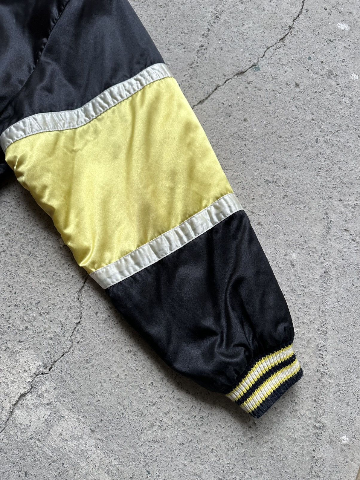 Campia Moda Campri Bomber NHL International Hockey League Vintage XL 56 Size US XL / EU 56 / 4 - 14 Thumbnail