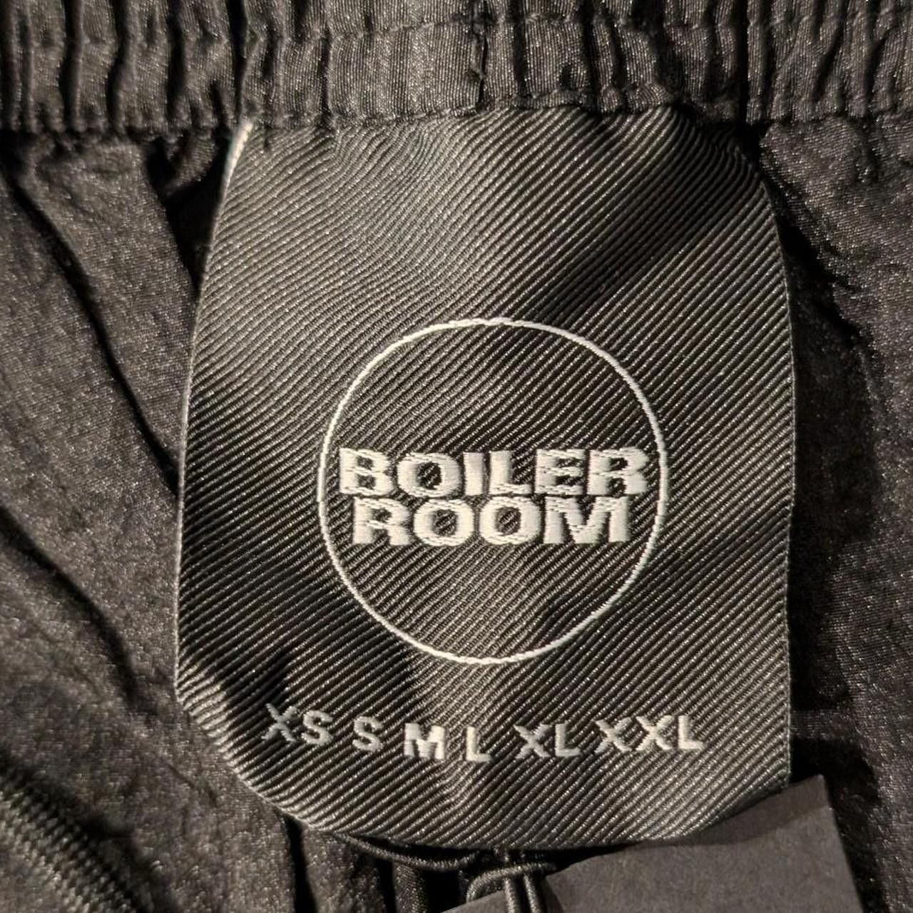 Boiler Room Wide Leg Nylon Boardshorts Size US 32 / EU 48 - 6 Thumbnail